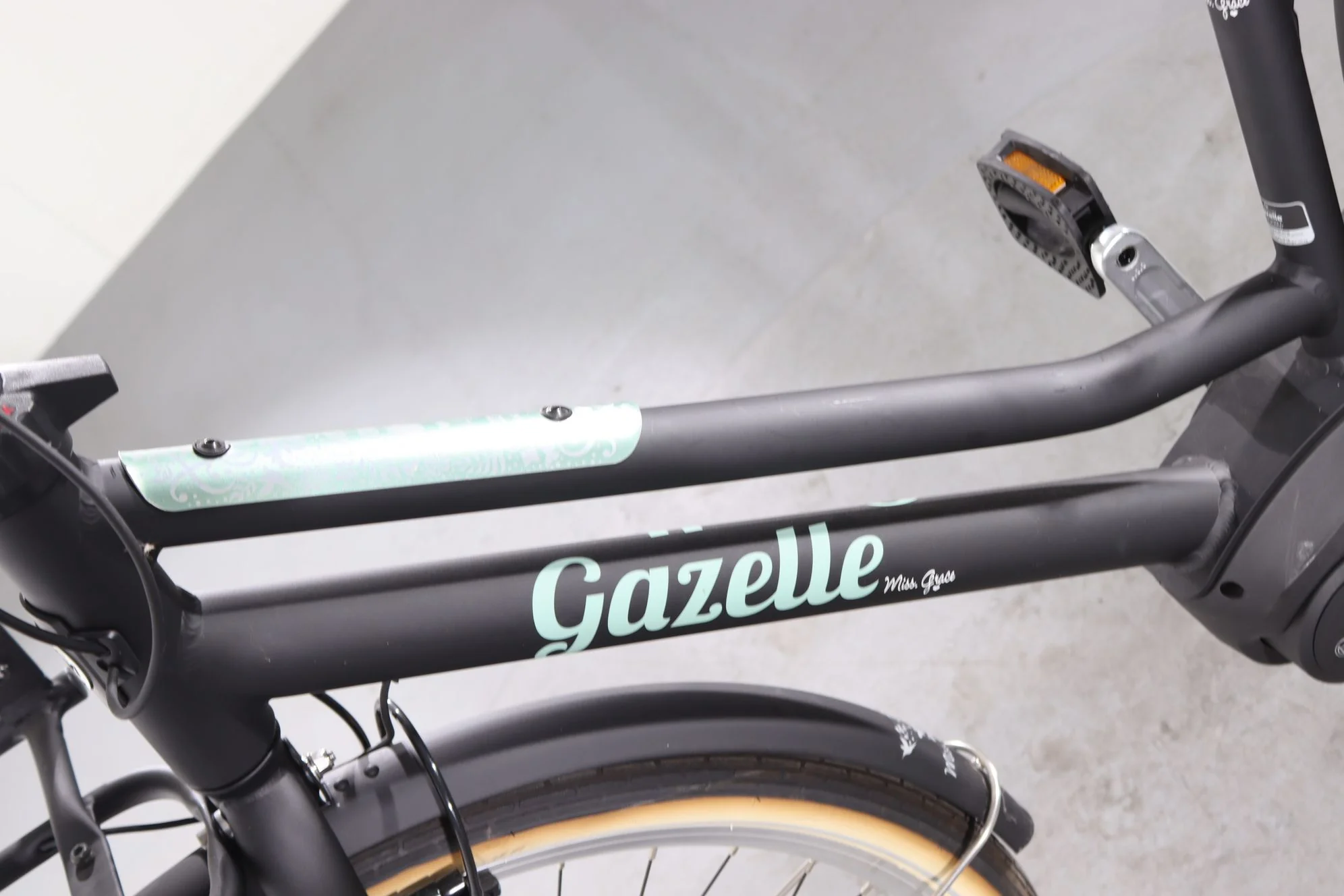 Gazelle Miss Grace - Image 9