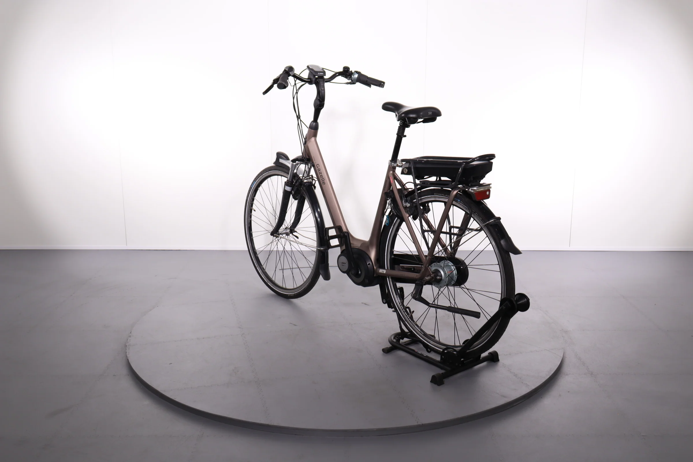 Gazelle Orange C8 HMB - Image 5