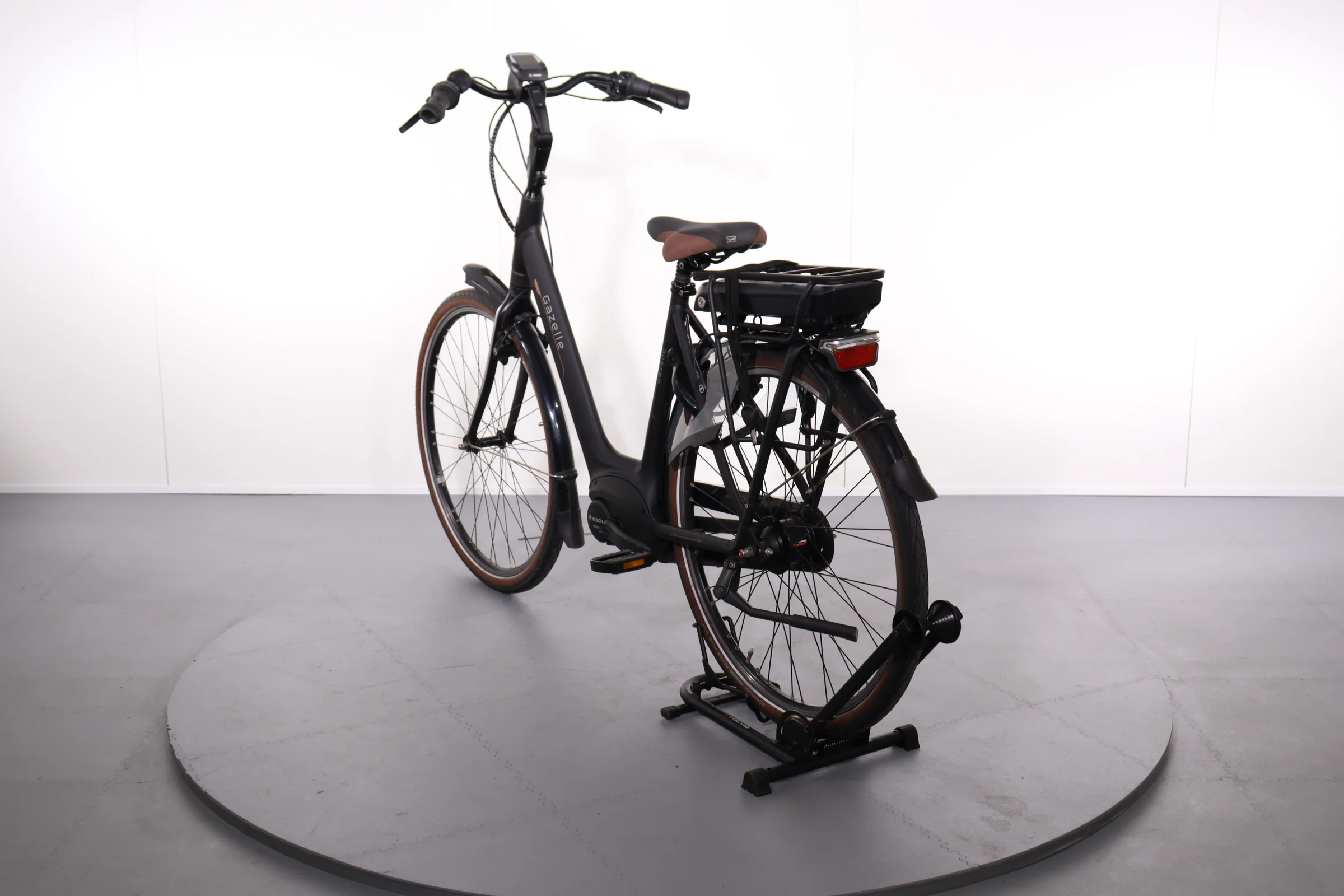 Gazelle ORANGE C8 HMB - Image 5