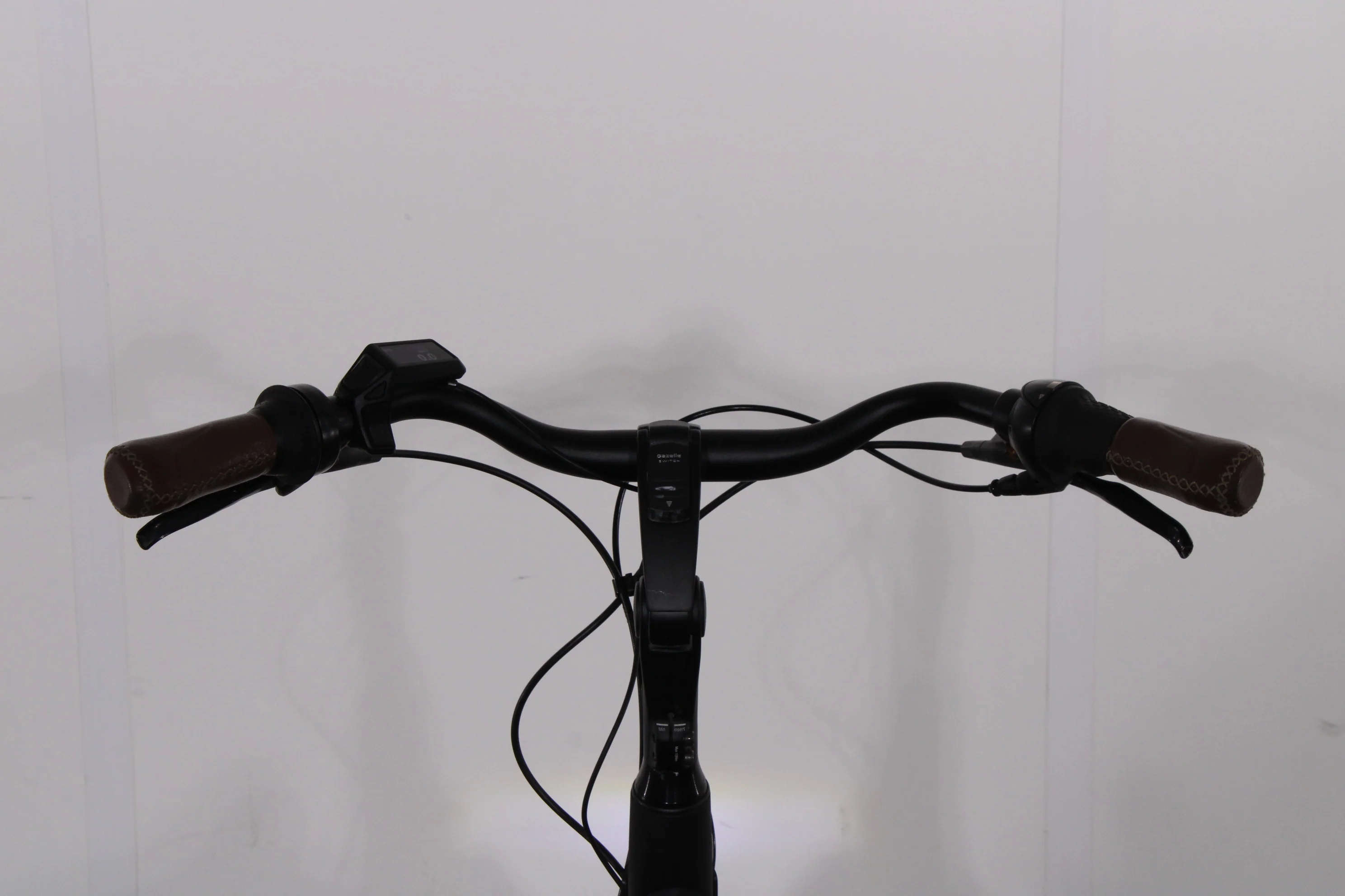 Gazelle ORANGE C8 HMB - Image 7