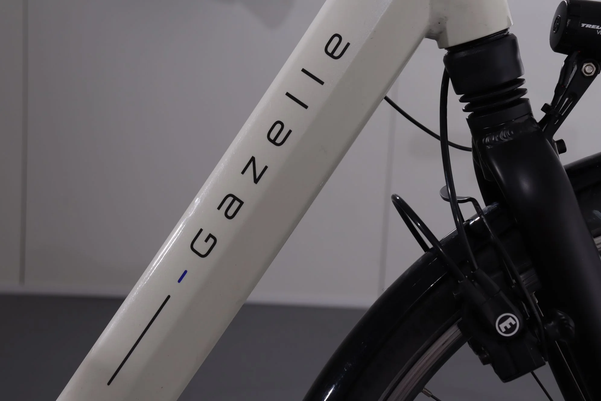 Gazelle ORANGE C8 HMB - Image 11