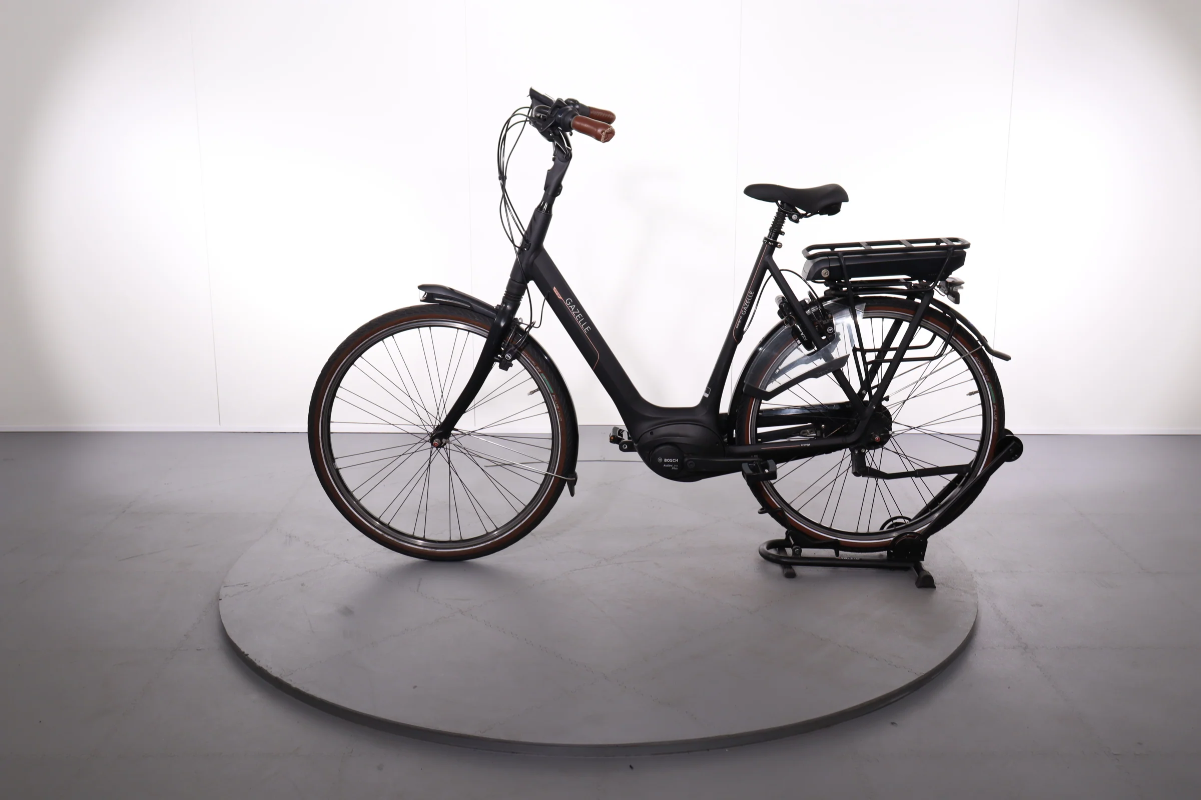 Gazelle ORANGE C8 HMB - Image 4