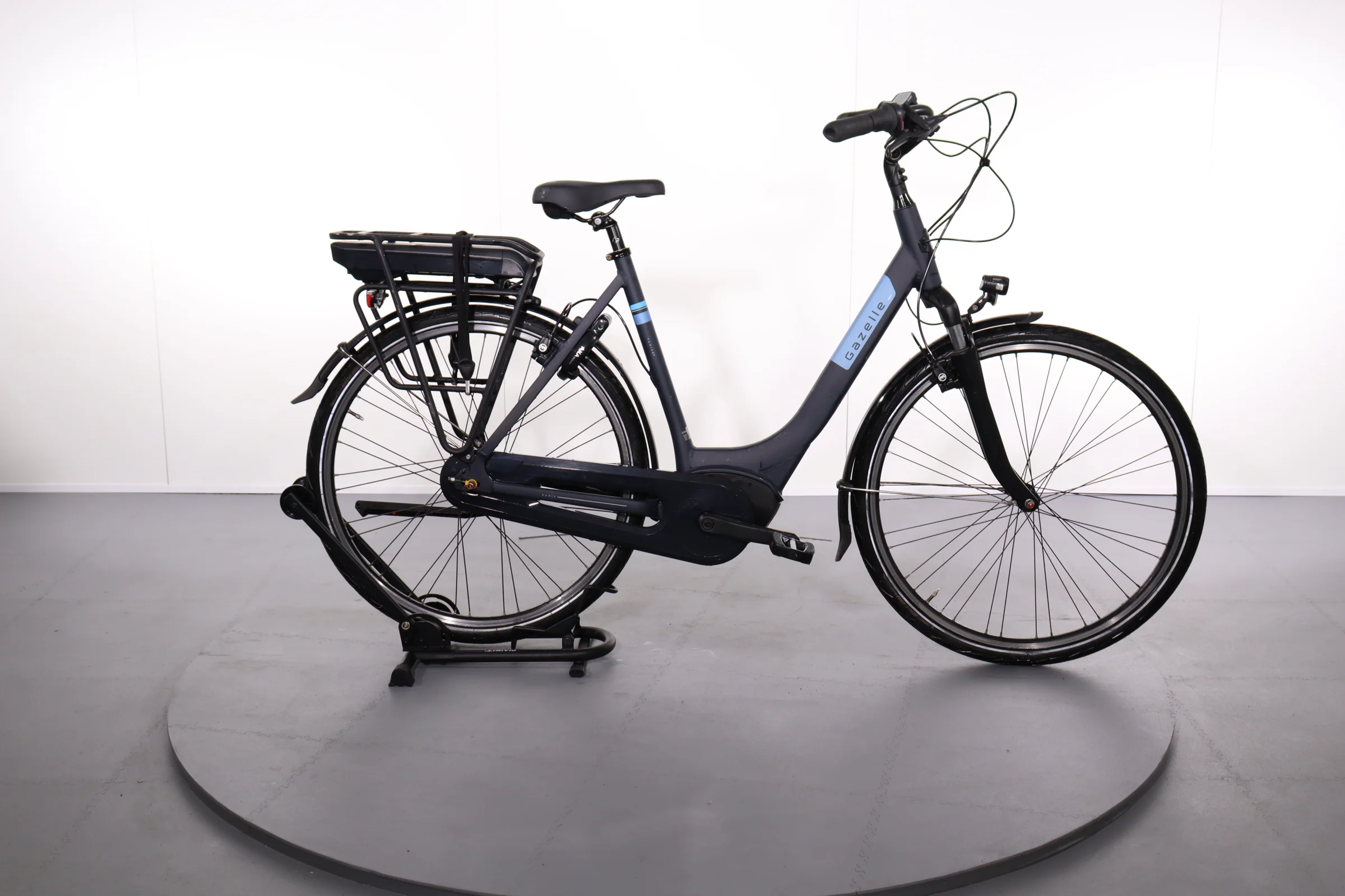 Gazelle PARIS C7 HMB