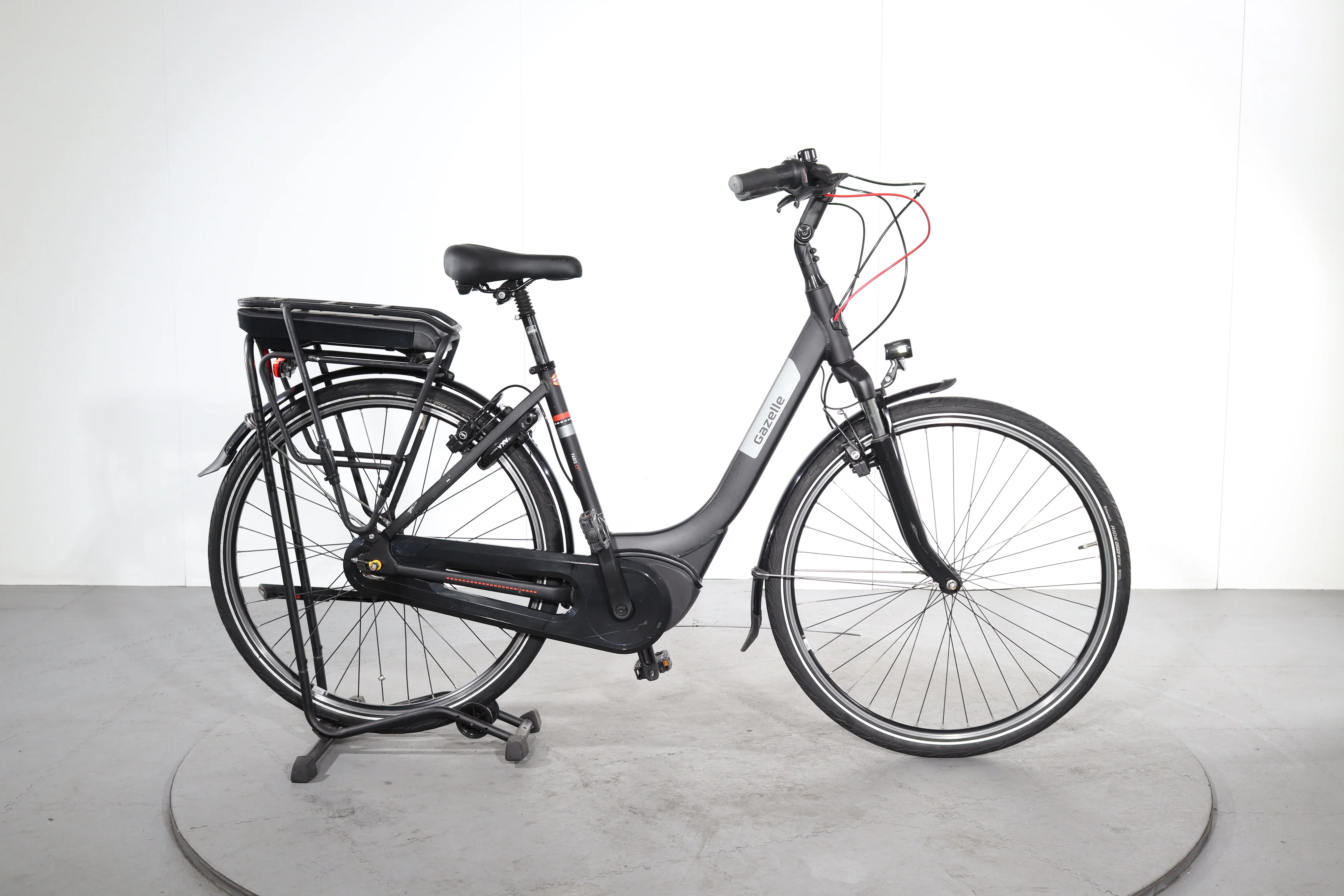 Gazelle Paris C7+ HMB