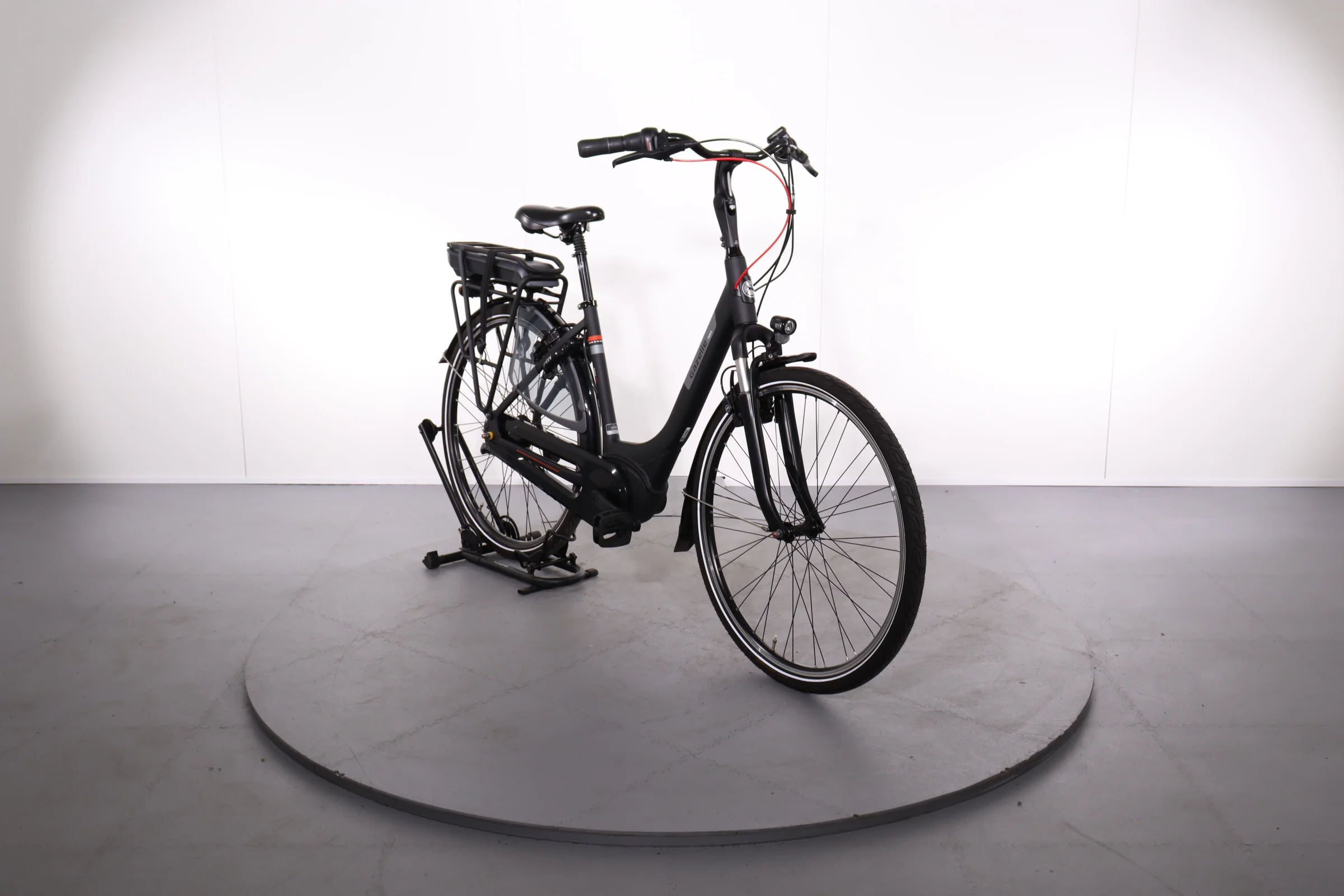 Gazelle PARIS C7+ HMB - Image 2