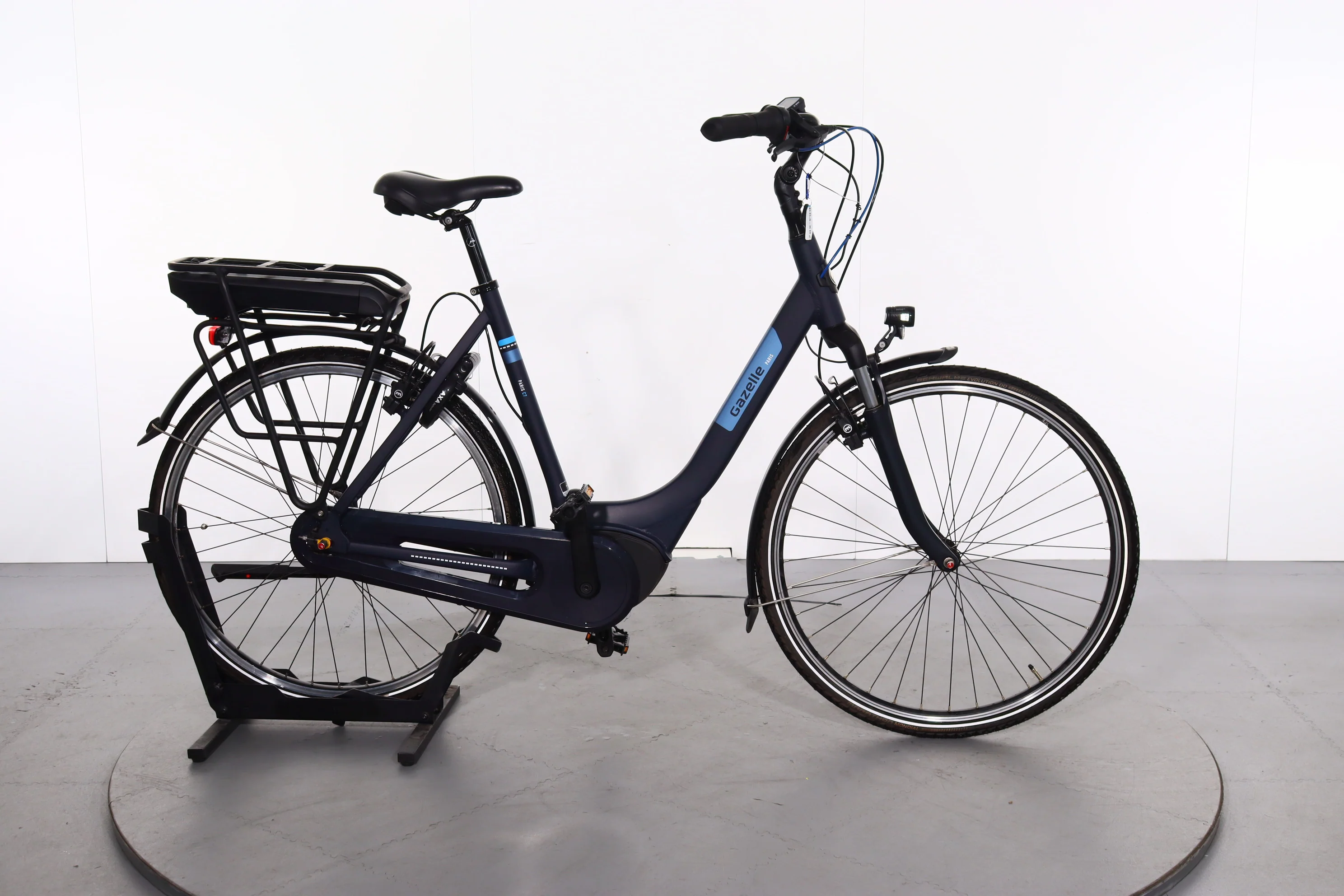 Gazelle PARIS C7 HMB