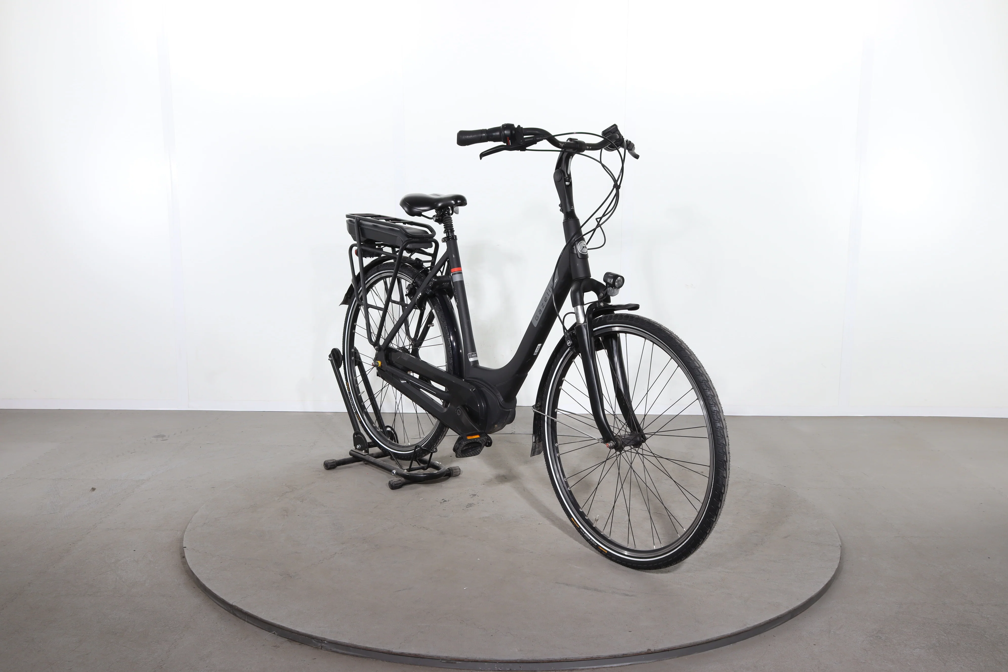 Gazelle Paris C7+ - Image 2