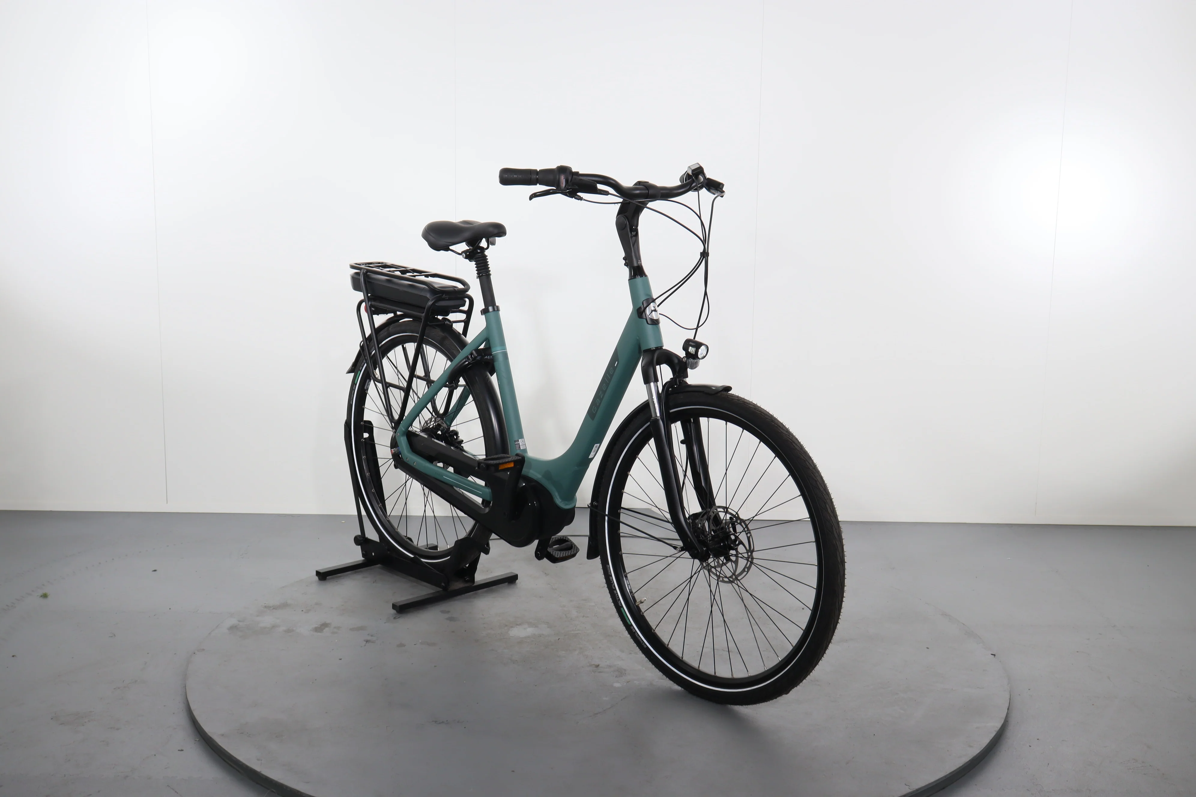 Gazelle Paris C8 - Image 2
