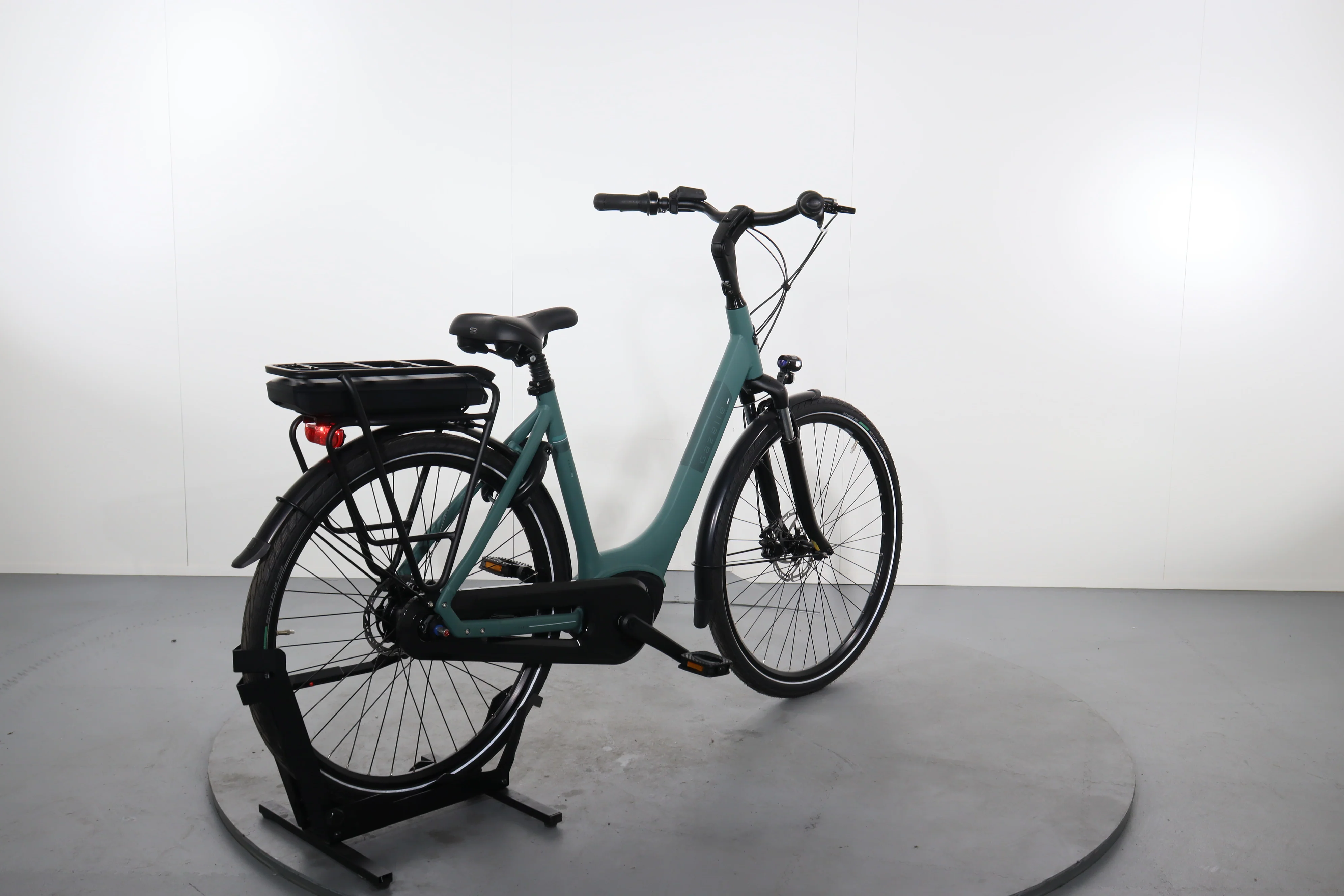 Gazelle Paris C8 - Image 6