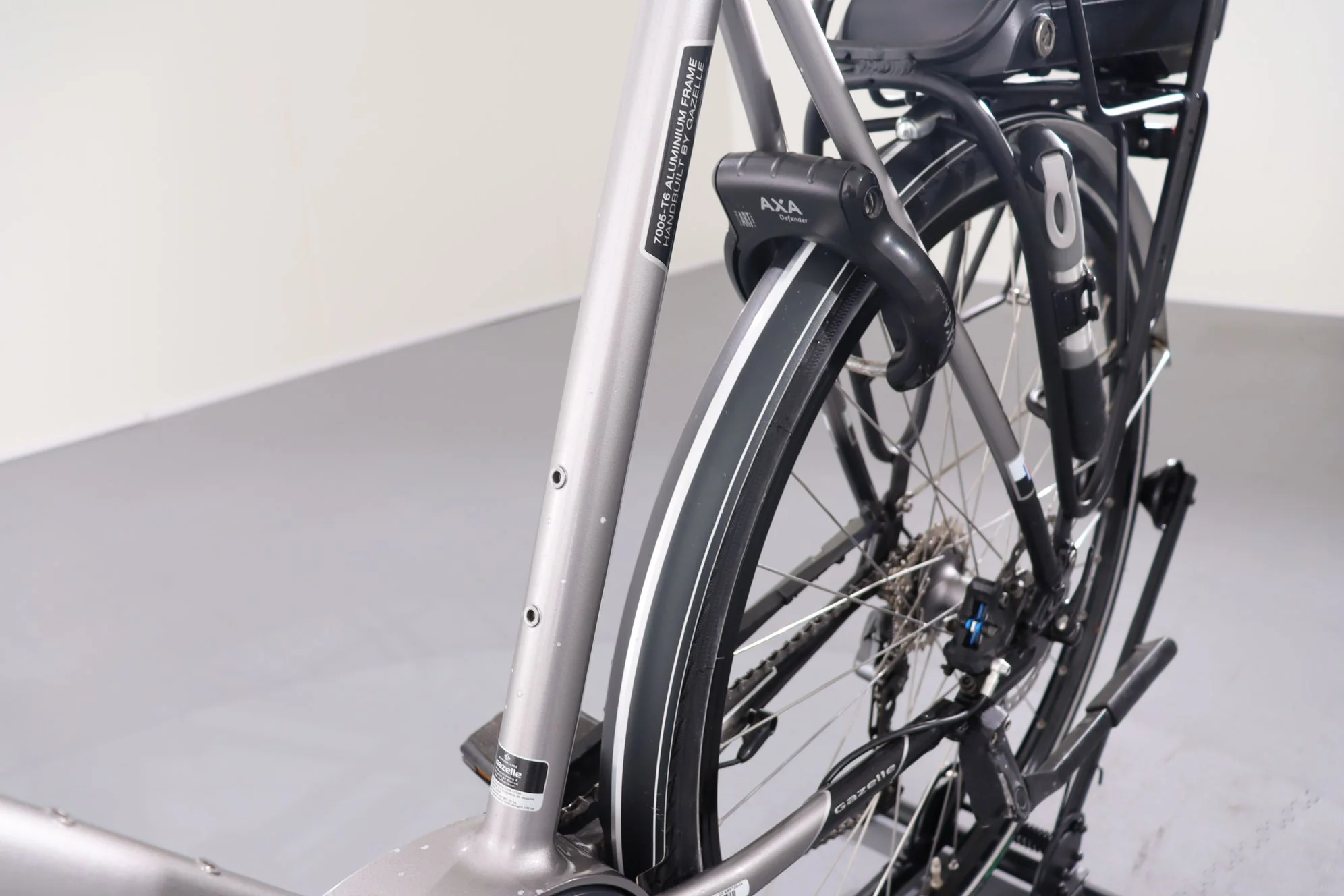 Gazelle ULTIMATE T10 - Image 11