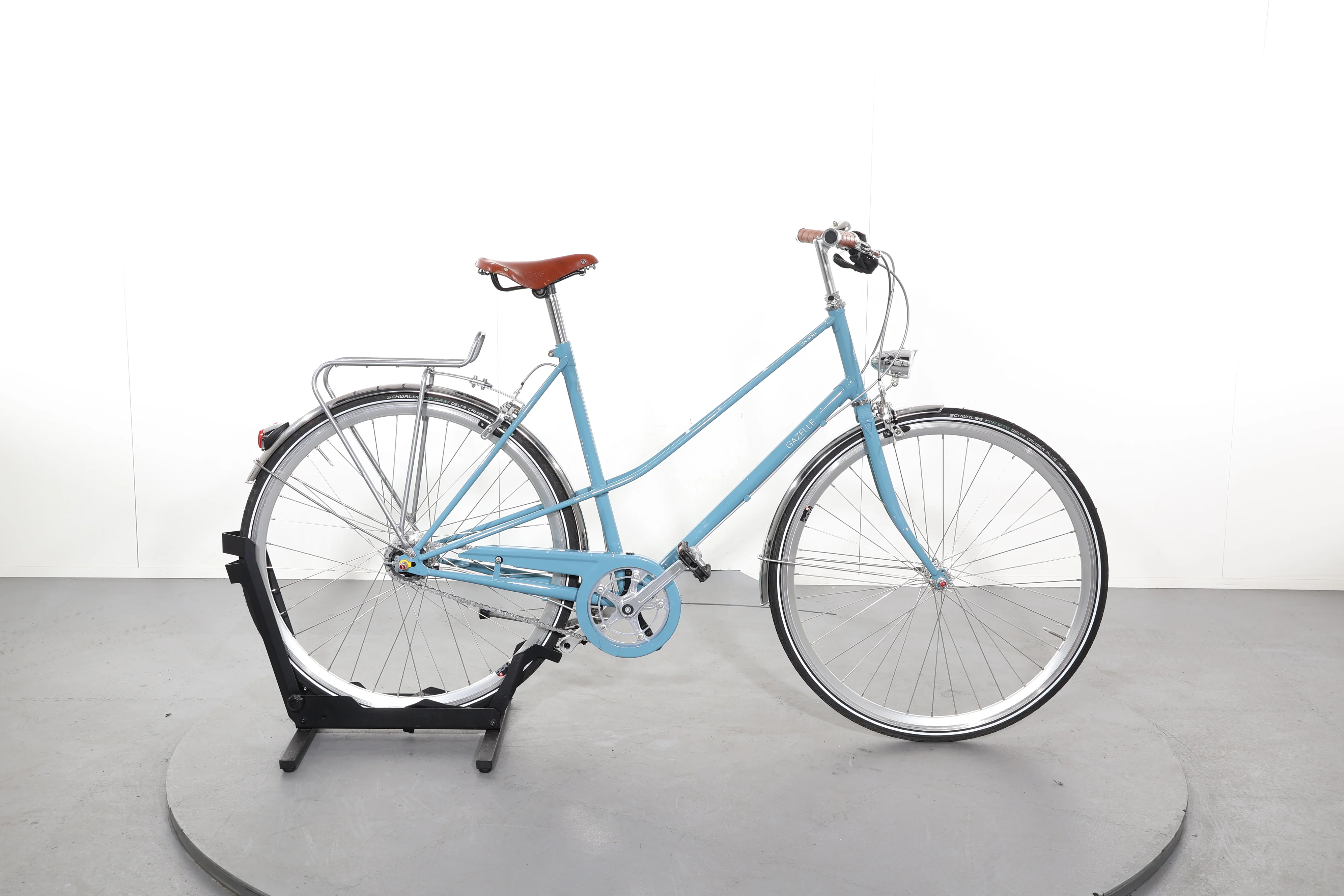 Gazelle Van Steel