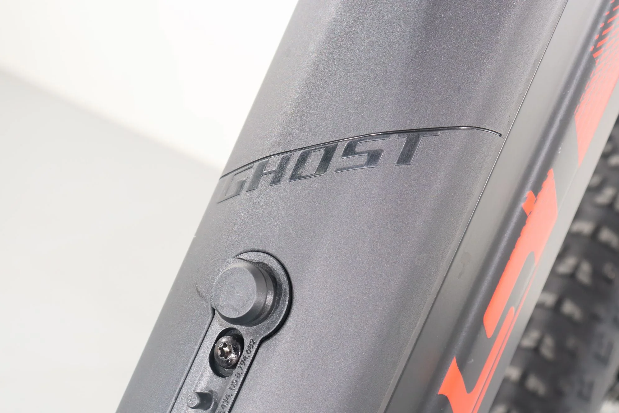 Ghost E-Riot Trail AL Essential 29 - Image 12