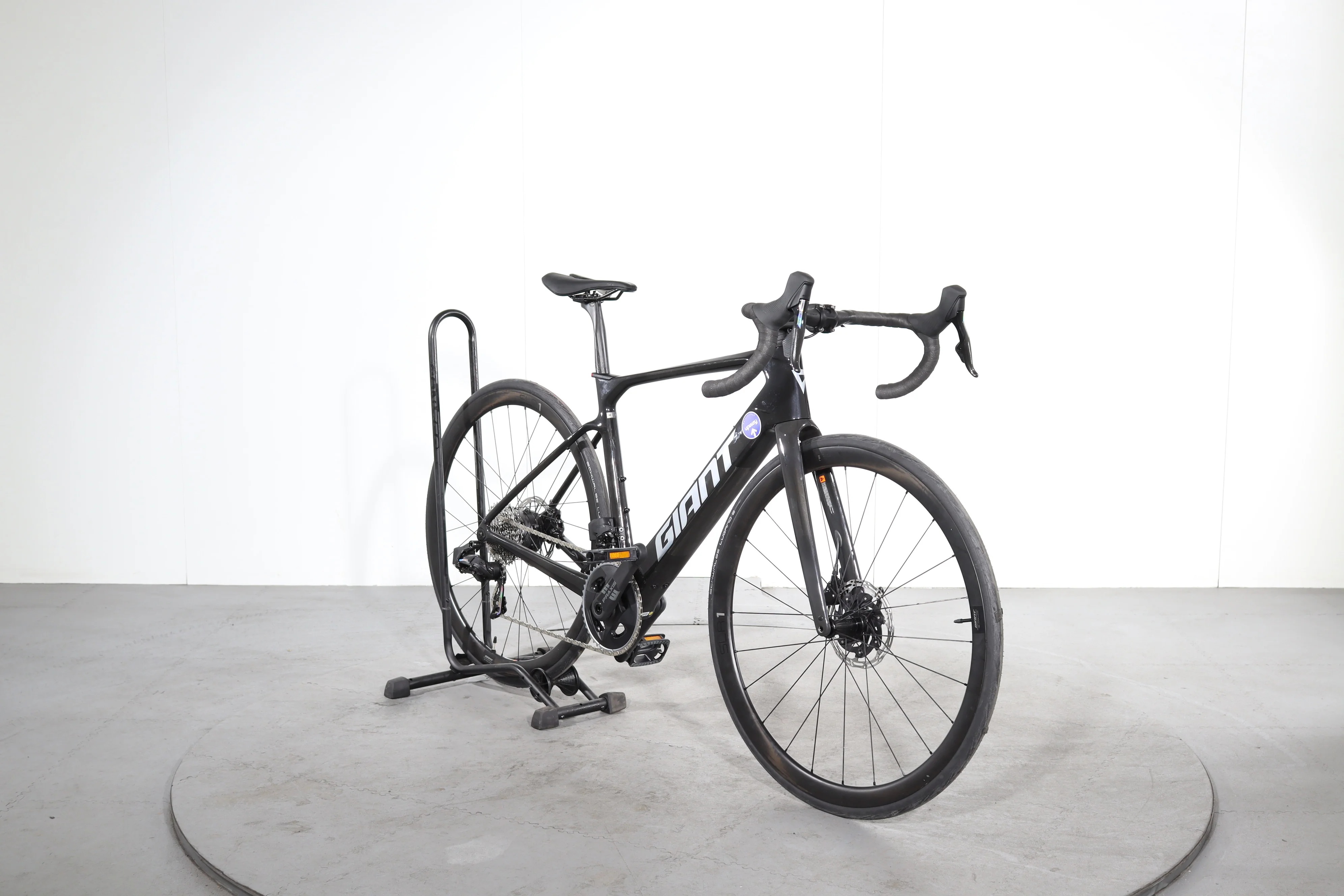 Giant Defy Advanced E+ Elite 1 - Image 2