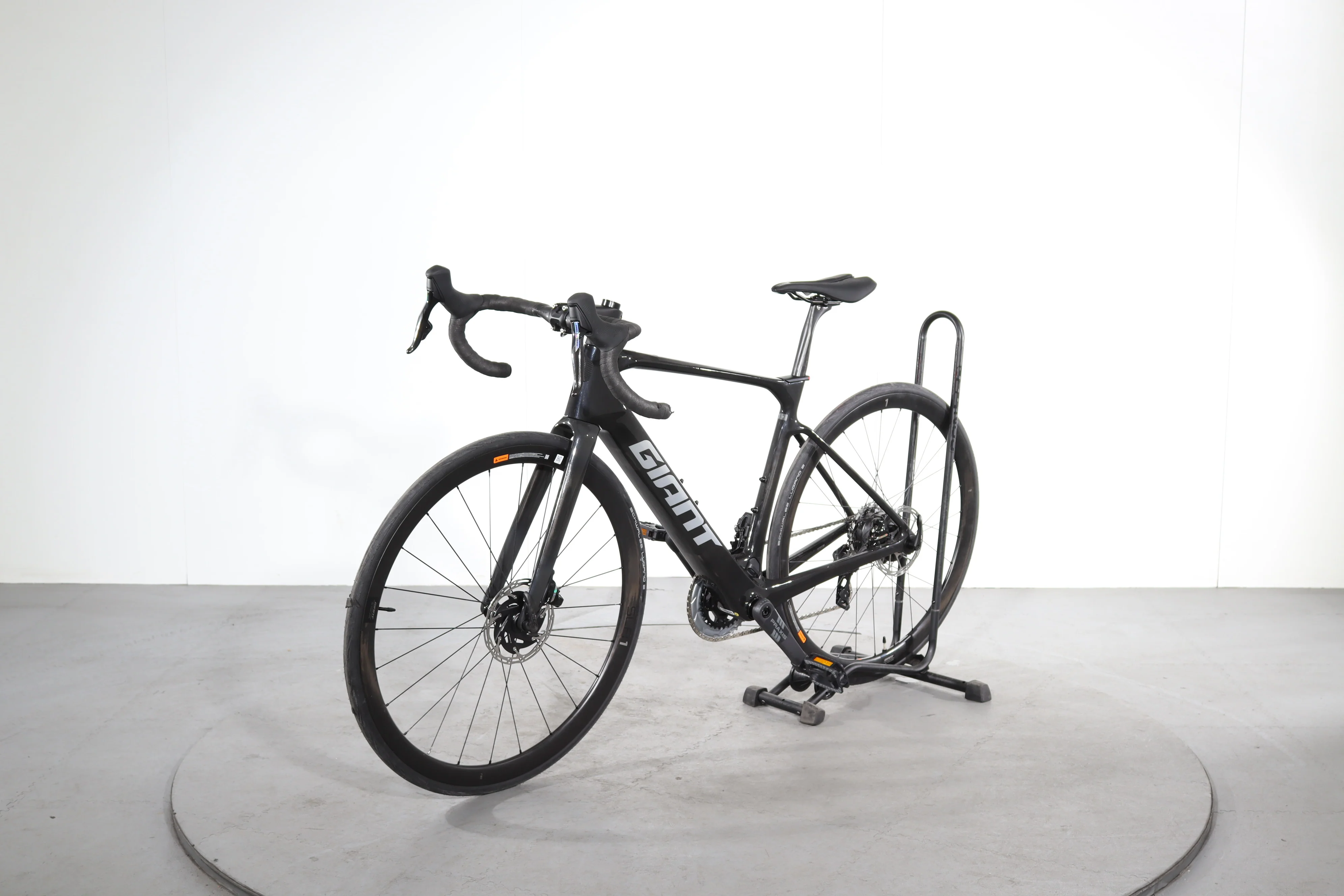 Giant Defy Advanced E+ Elite 1 - Image 3