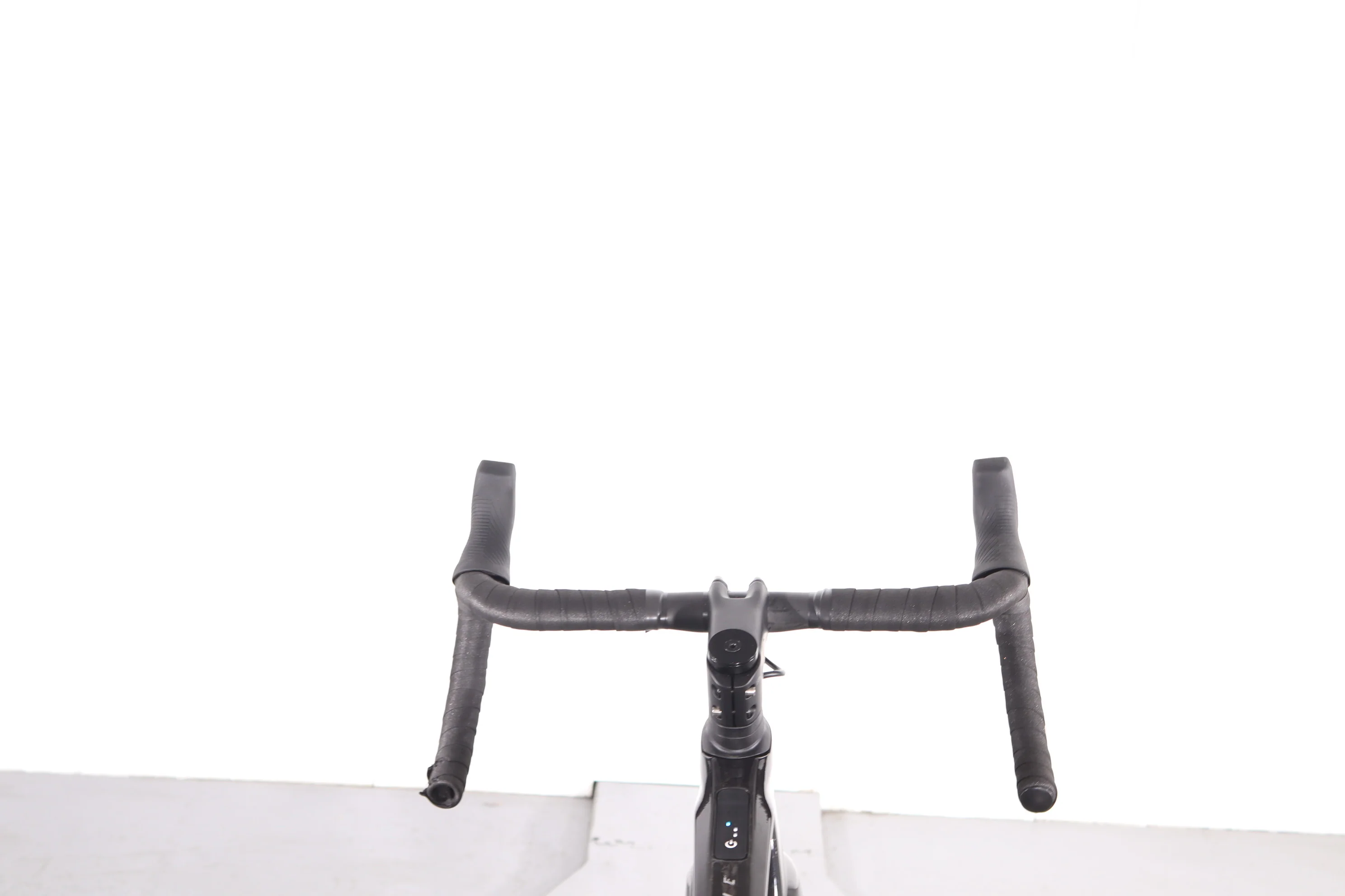 Giant Defy Advanced E+ Elite 1 - Image 7