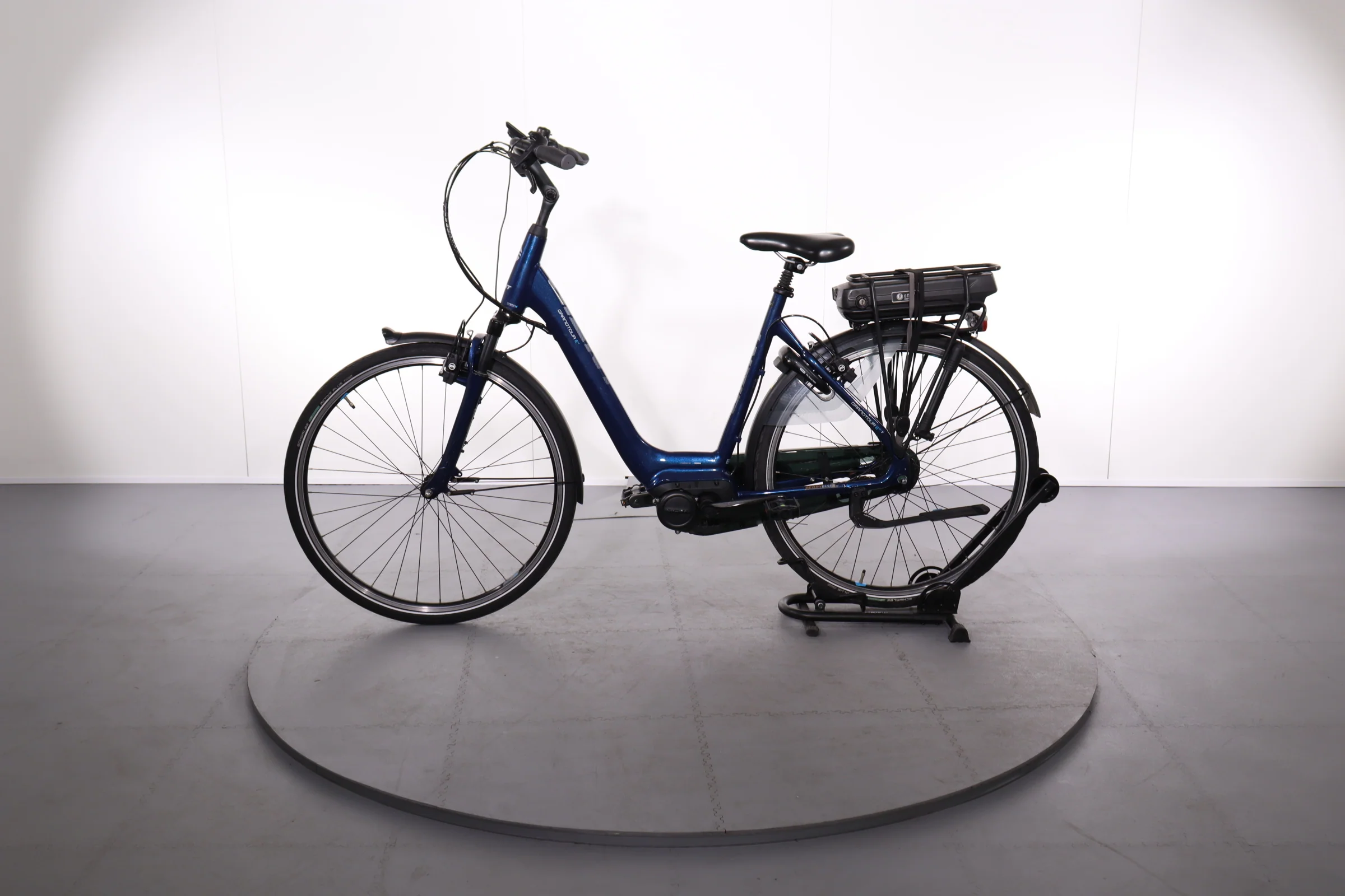 Giant Giant Grandtour e+ - Image 4