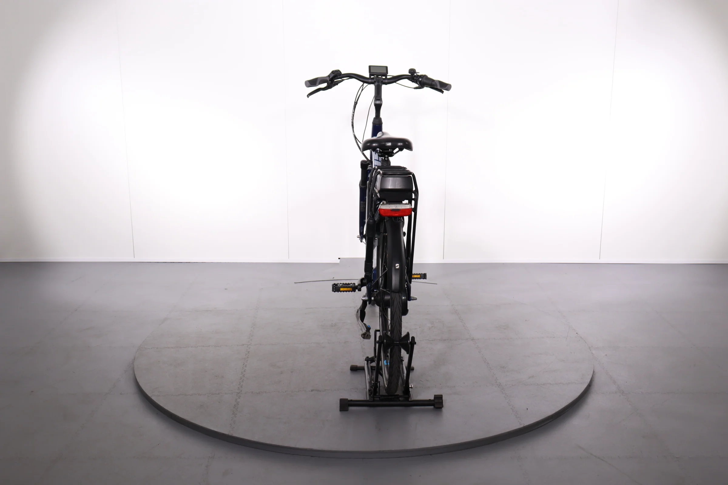 Giant Giant Grandtour e+ - Image 6