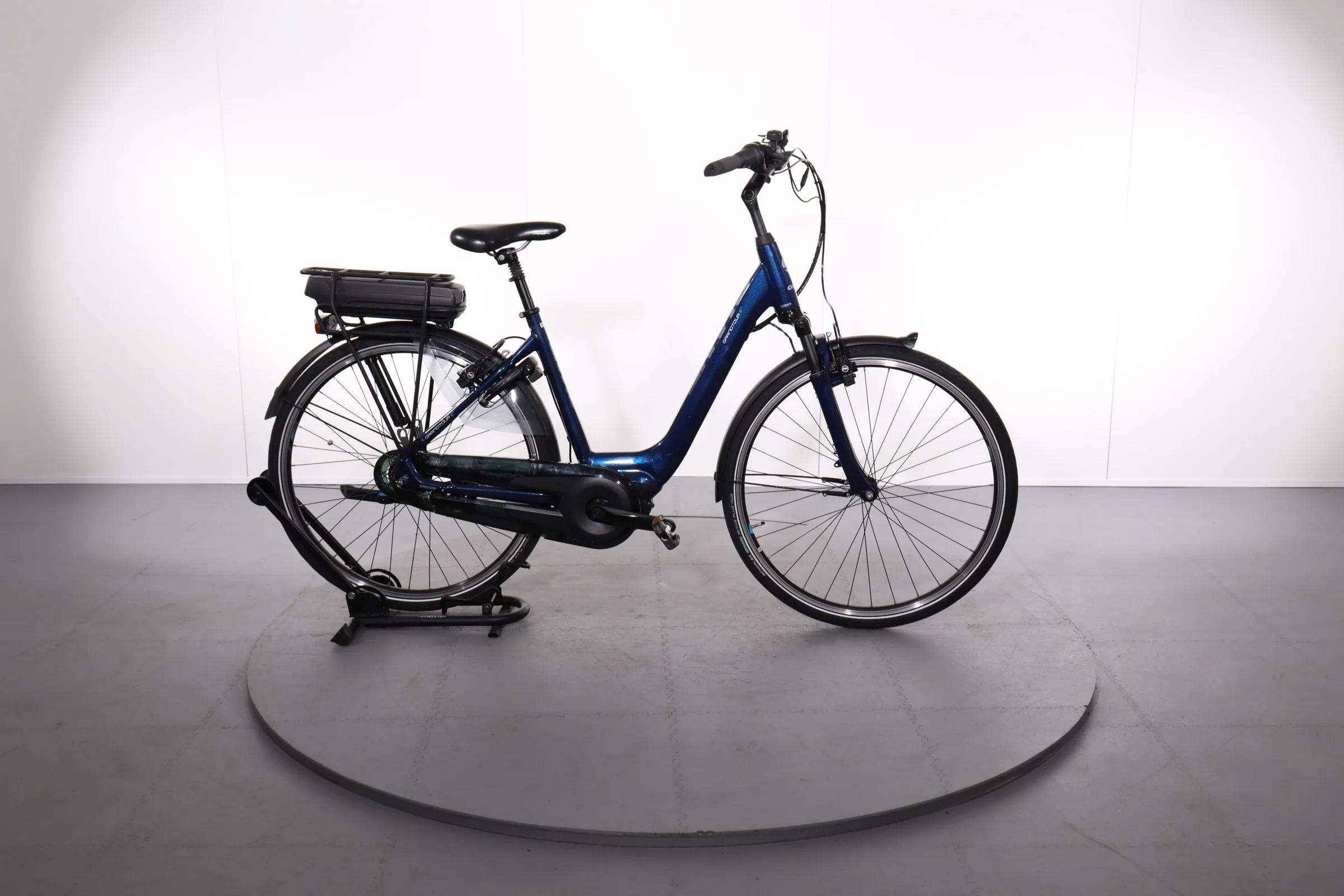 Giant Grandtour e+