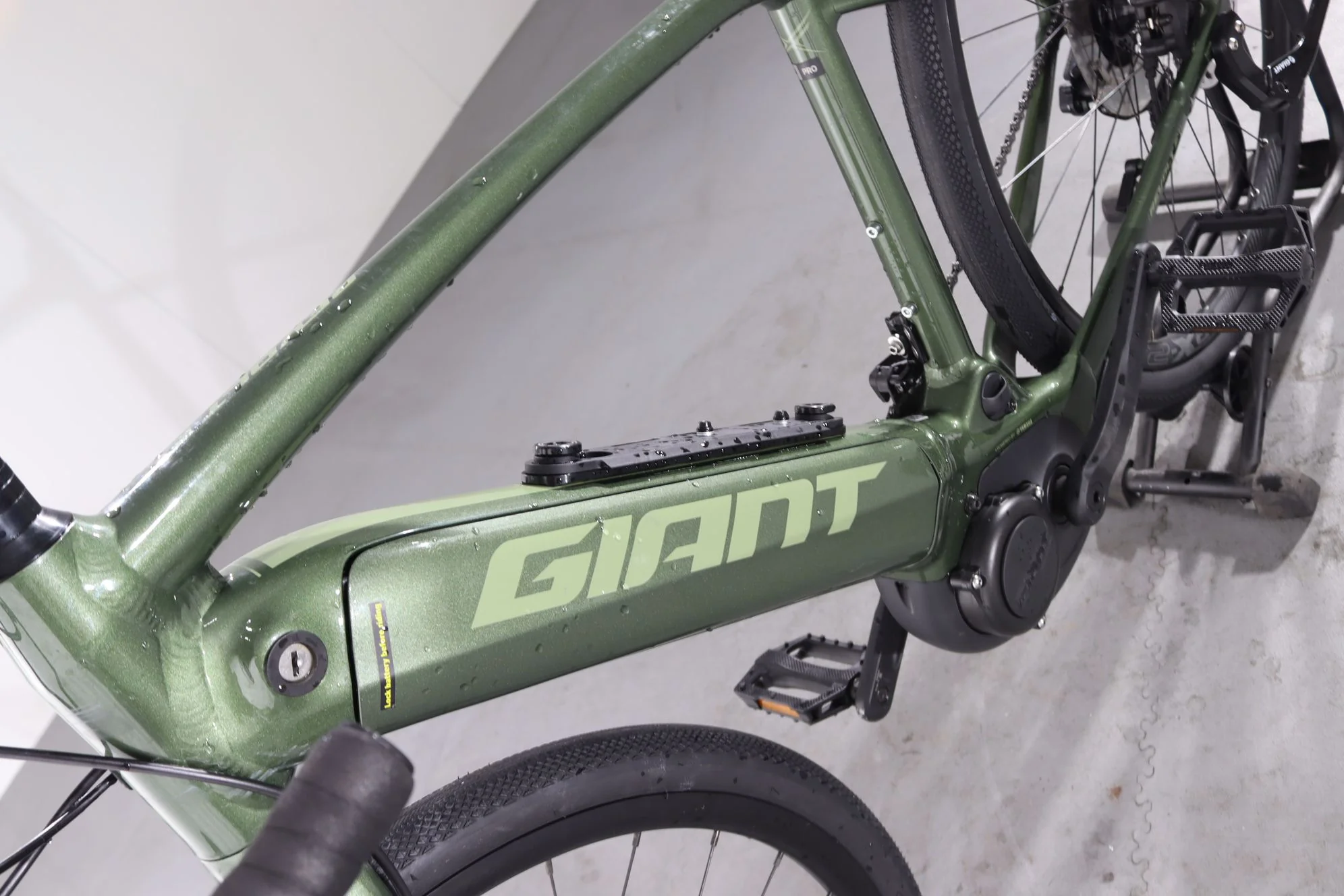 Giant Revolt E+ Pro - Image 9