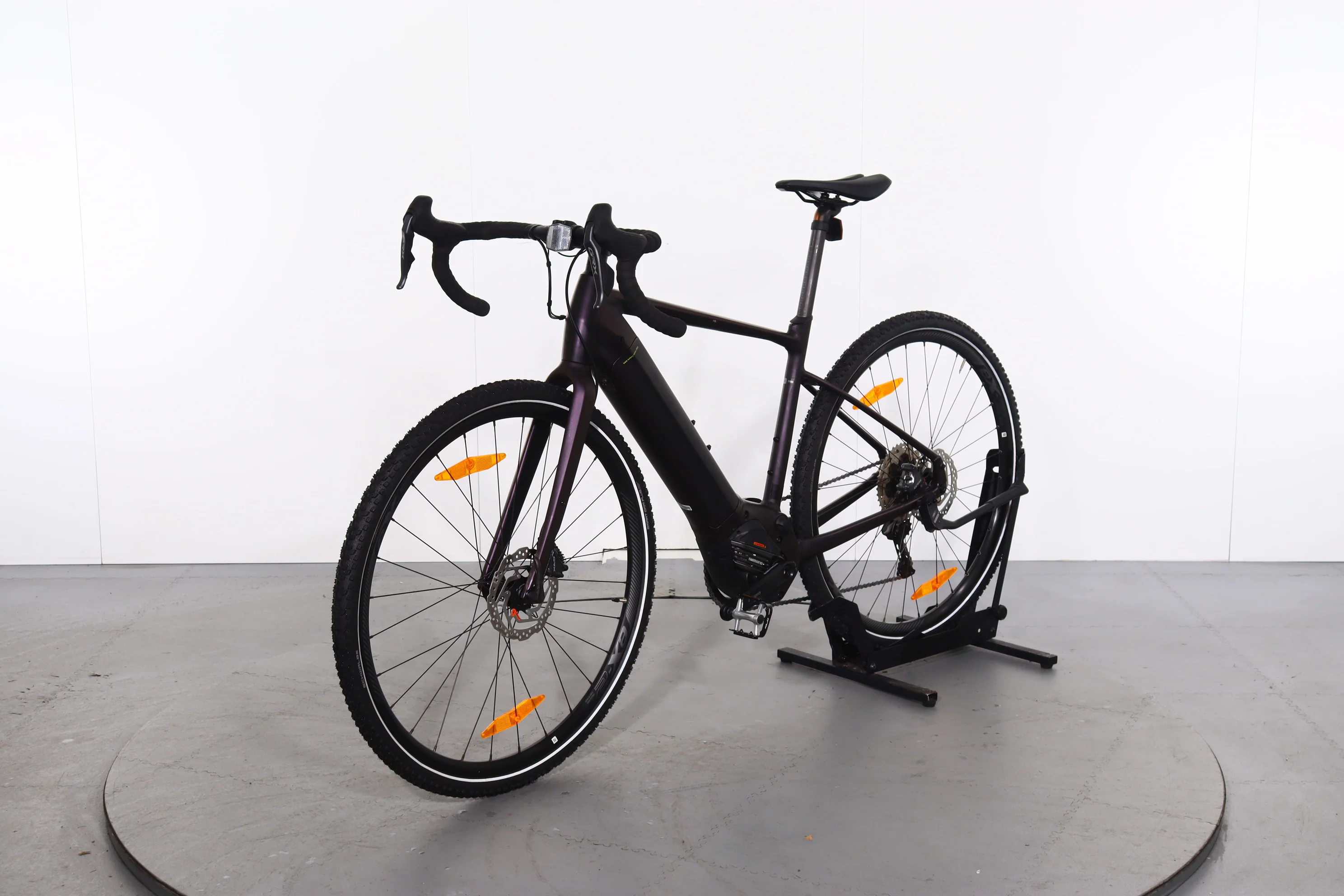 Giant Revolt E+ - Image 3