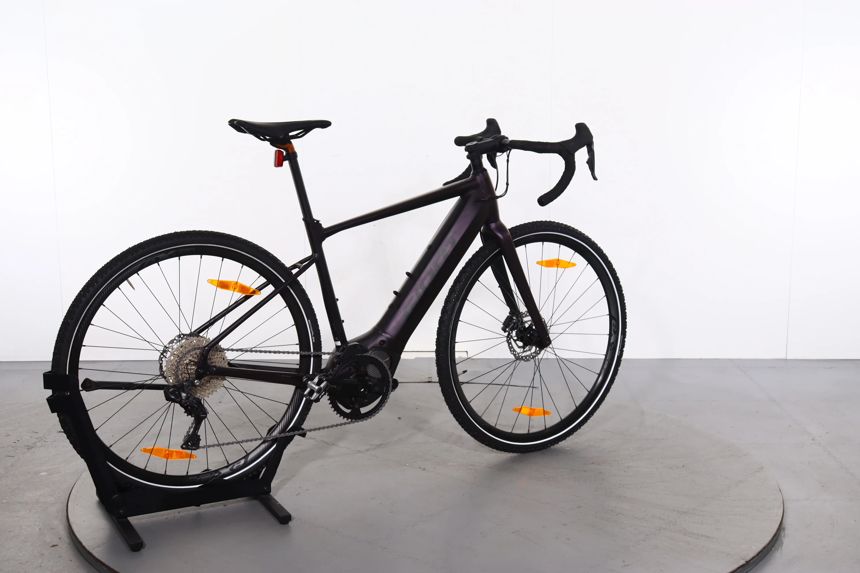 Giant Revolt E+ - Image 6