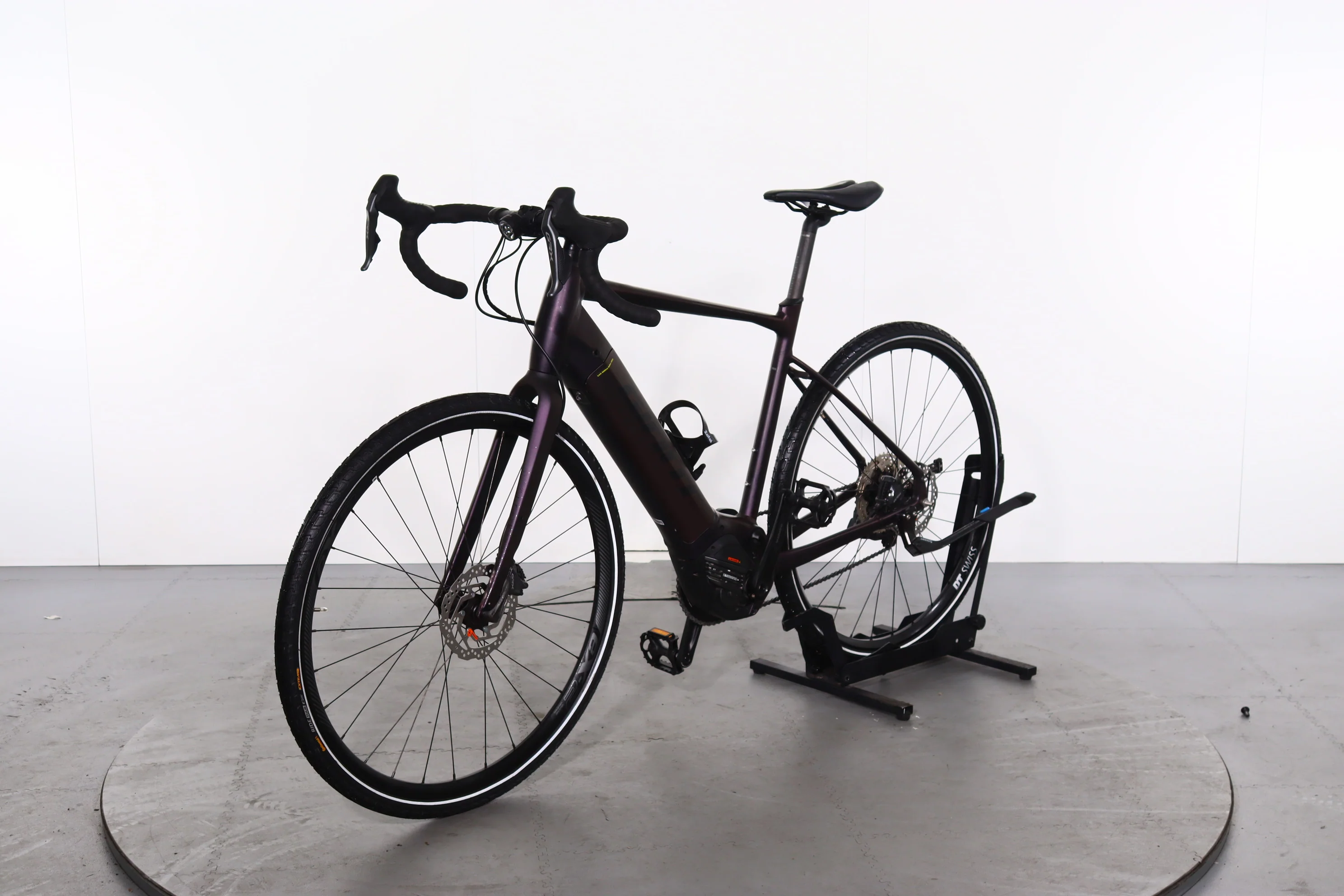 Giant Revolt E+ - Image 4