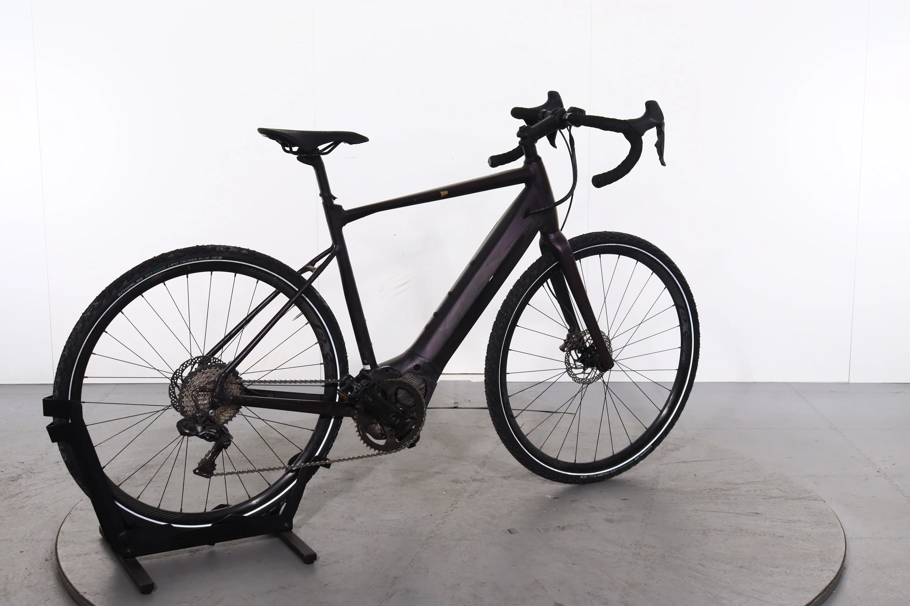 Giant REVOLT E+ - Image 2
