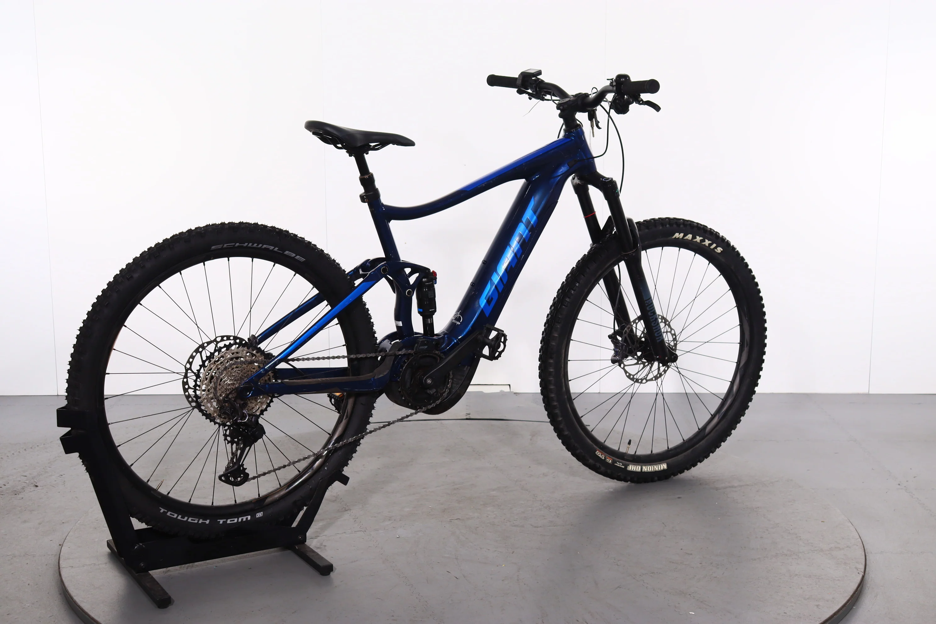 Giant Stance E+ 0 Pro - Image 2