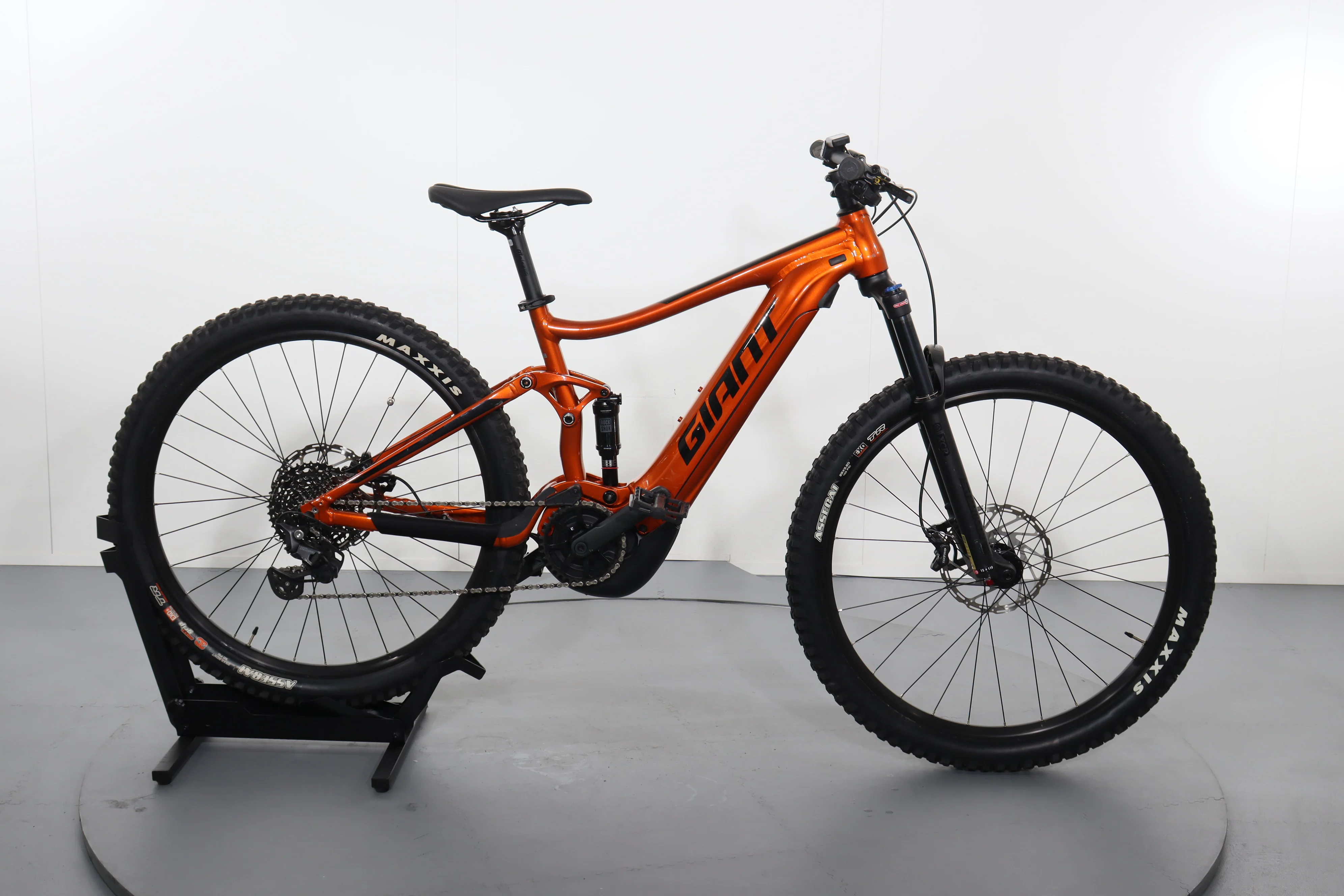 Giant Stance E+ 2