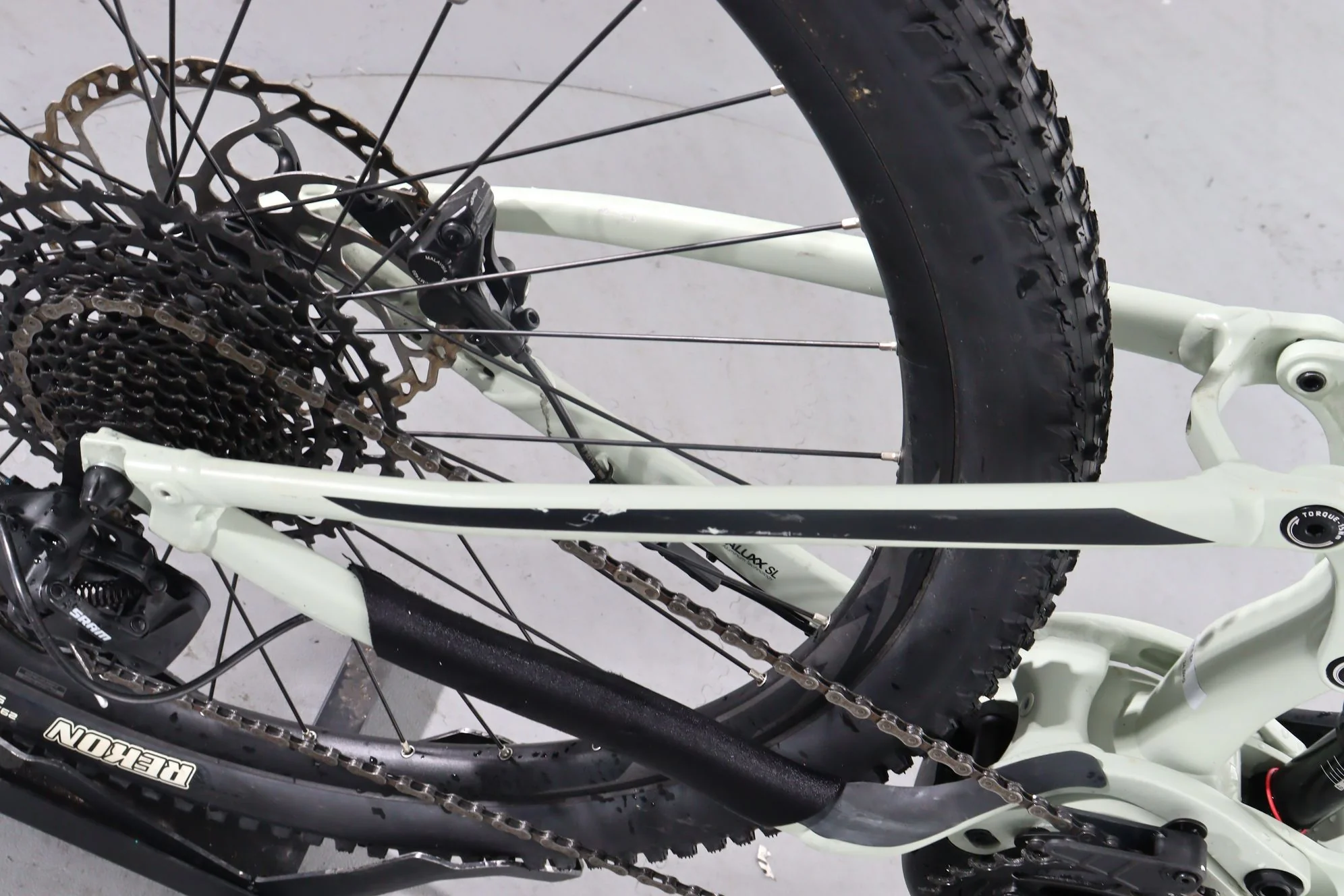 Giant Stance E+1 - Image 9