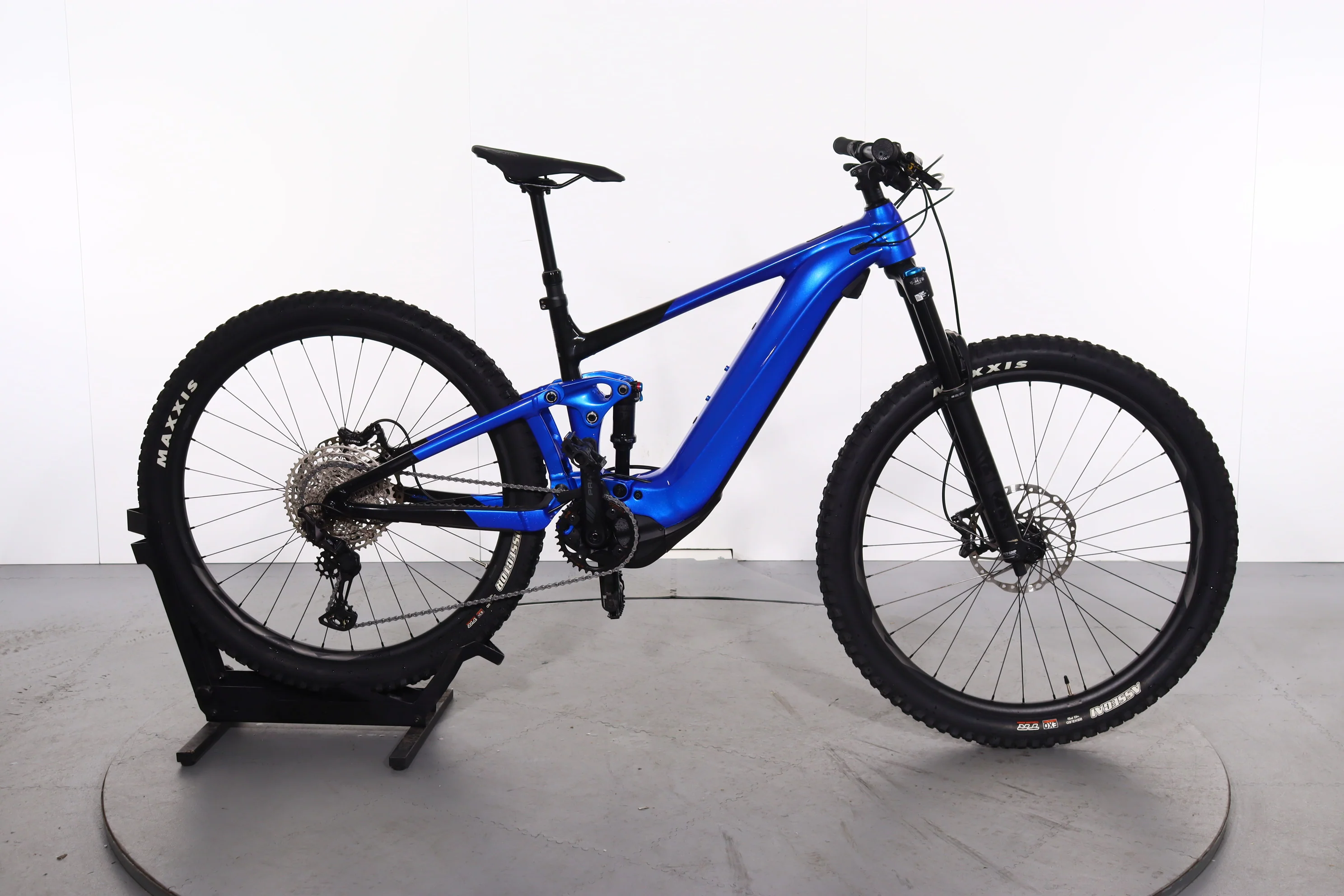 Giant Trance X E+2