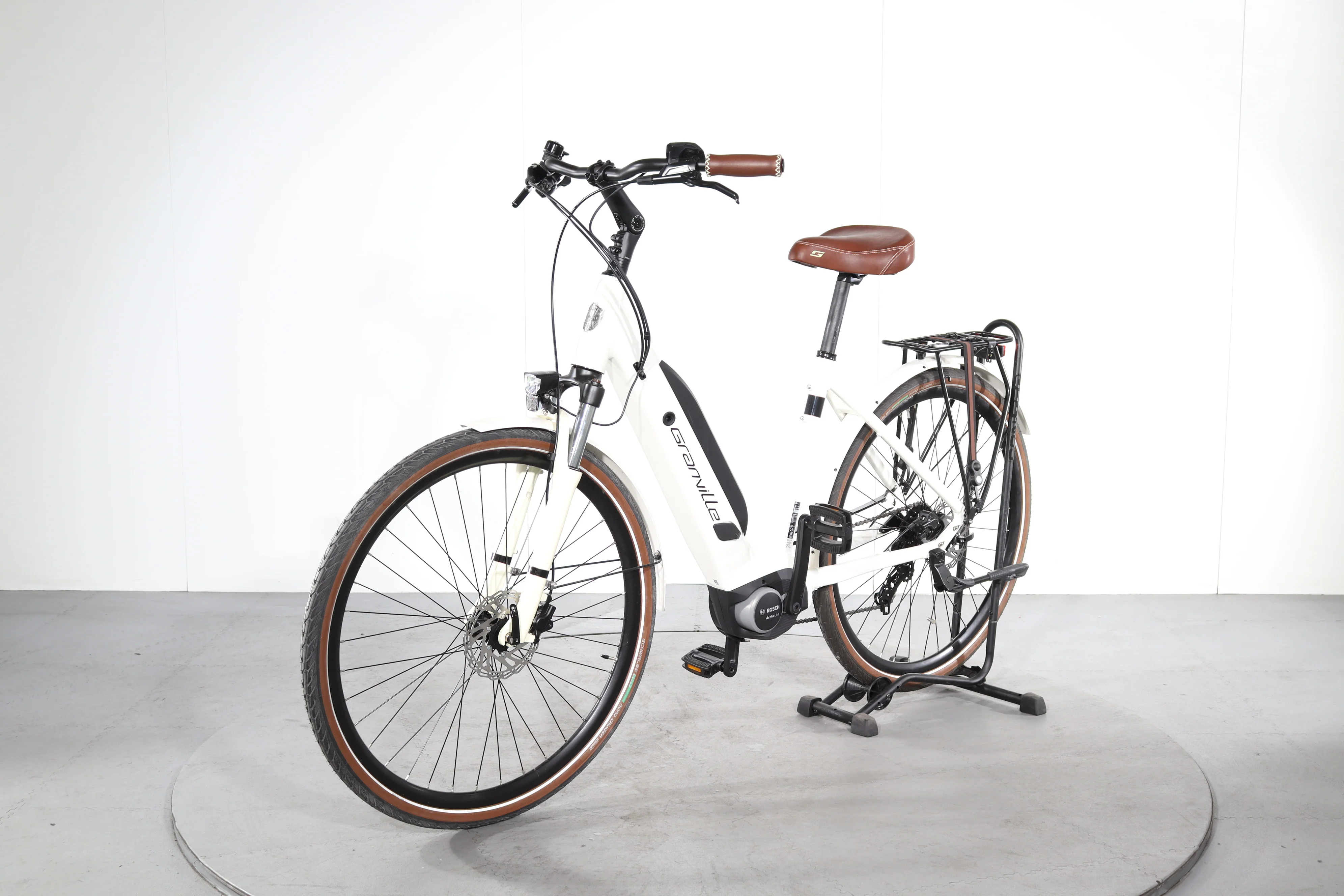 Granville E-Absolute 34 - Image 3