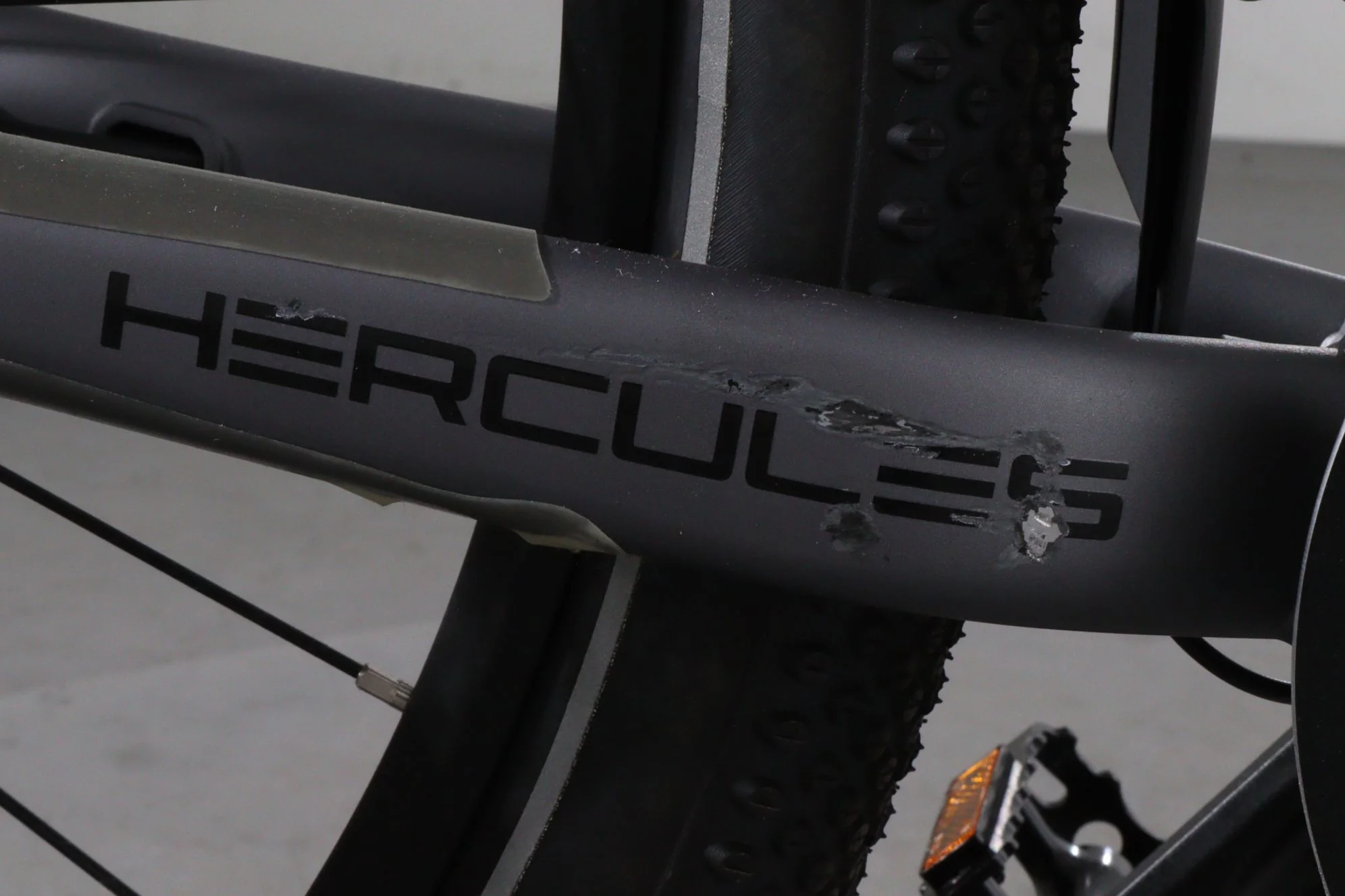 Hercules Pasero SUV i-10 - Image 16