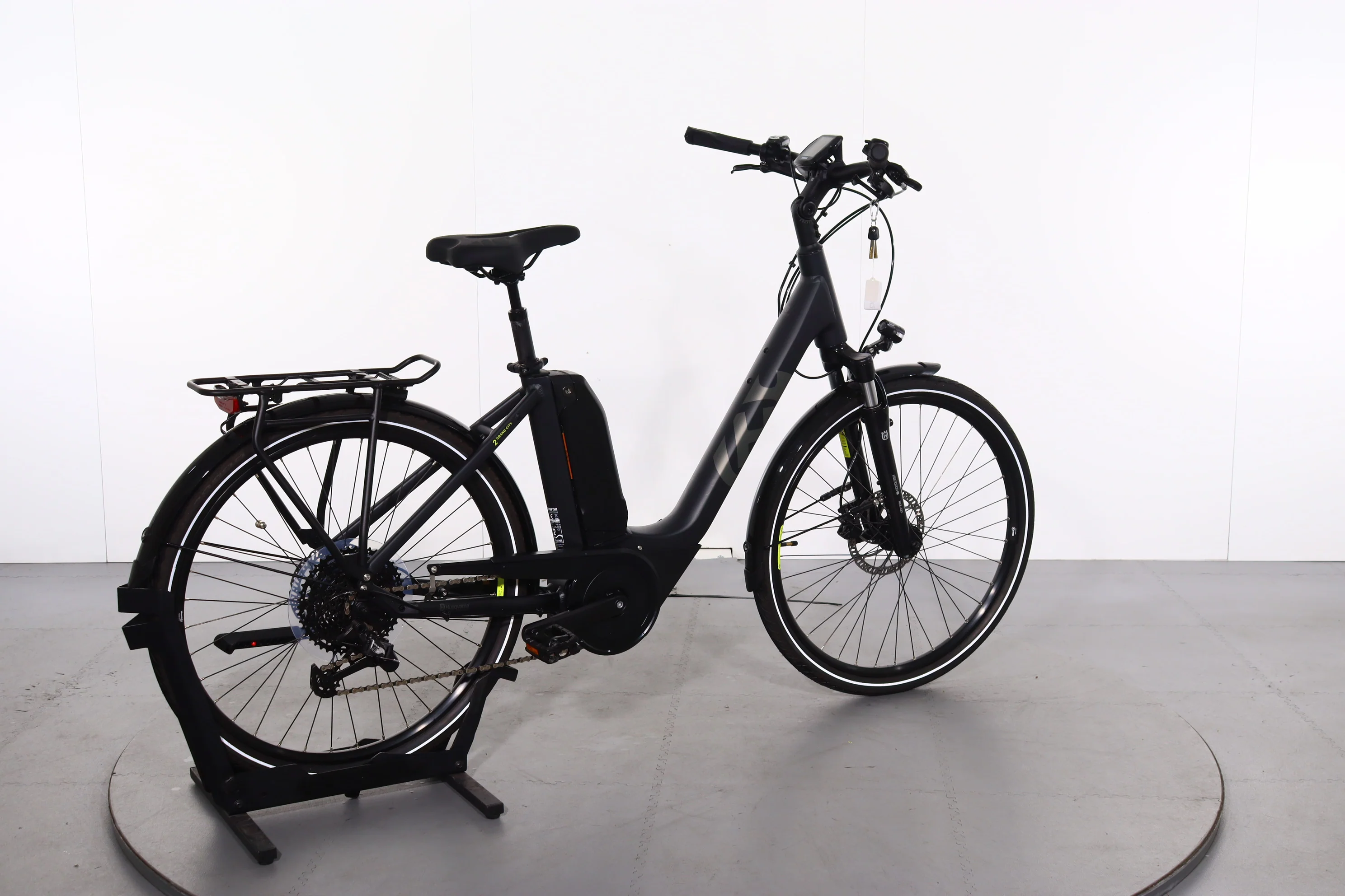 Husqvarna Grand City Y2 - Image 2