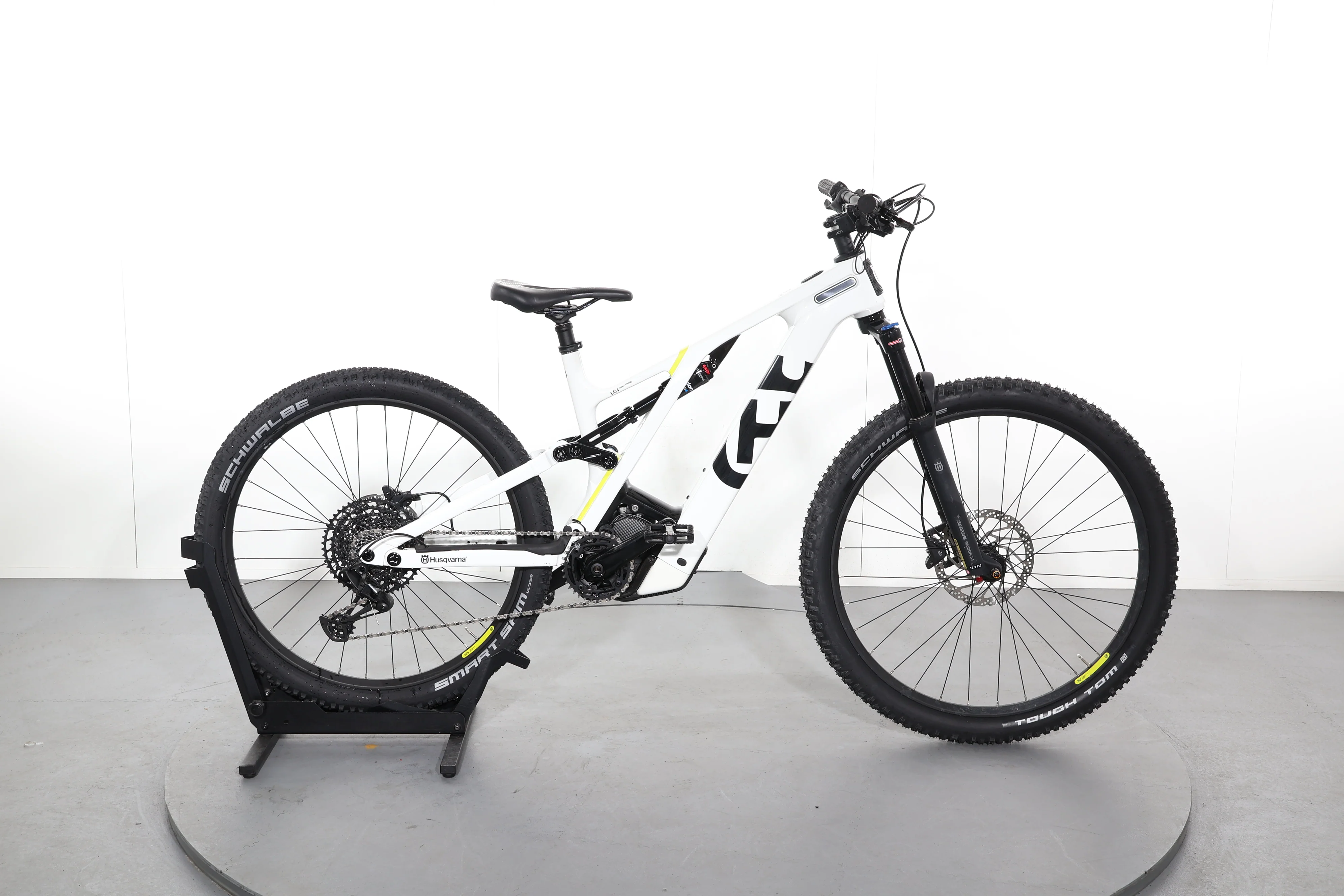 Husqvarna Light Cross LC4