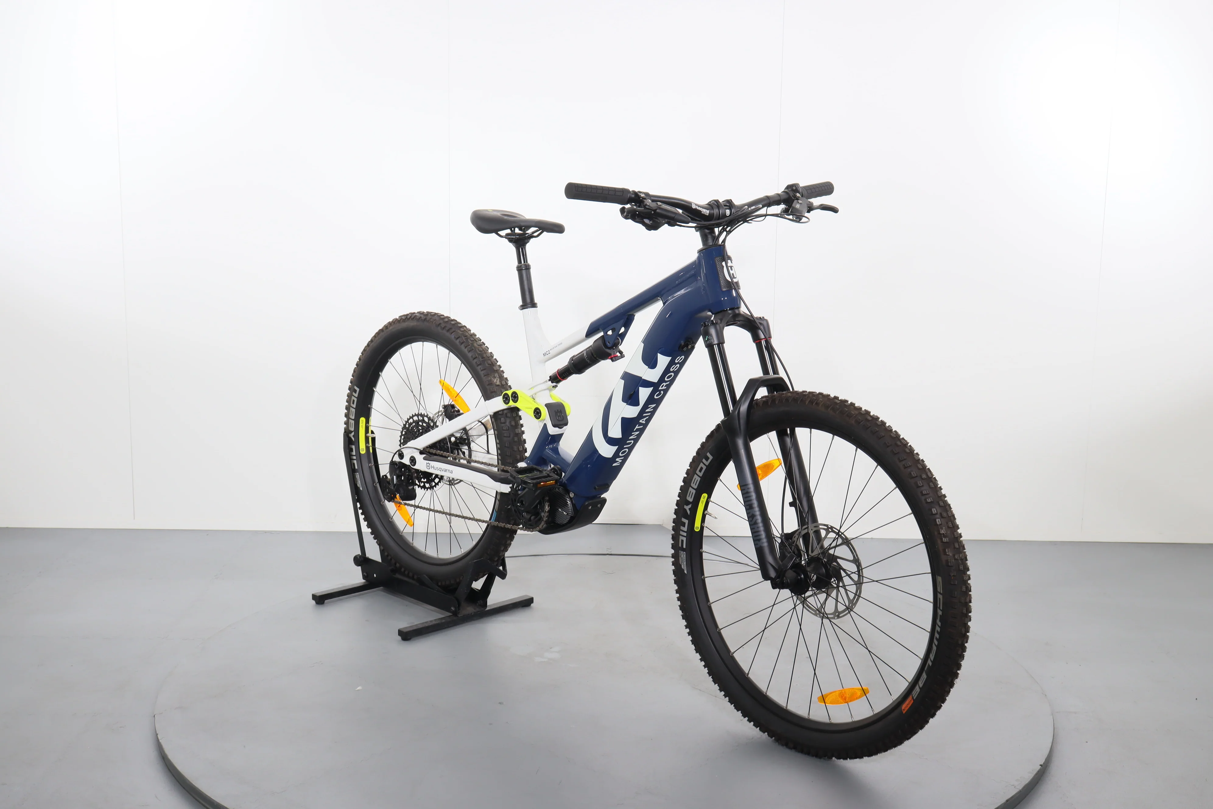 Husqvarna Mountain Cross MC2 - Image 2