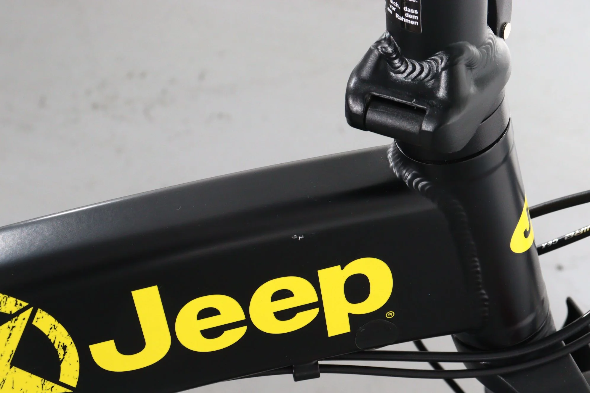Jeep FR 7020 - Image 9