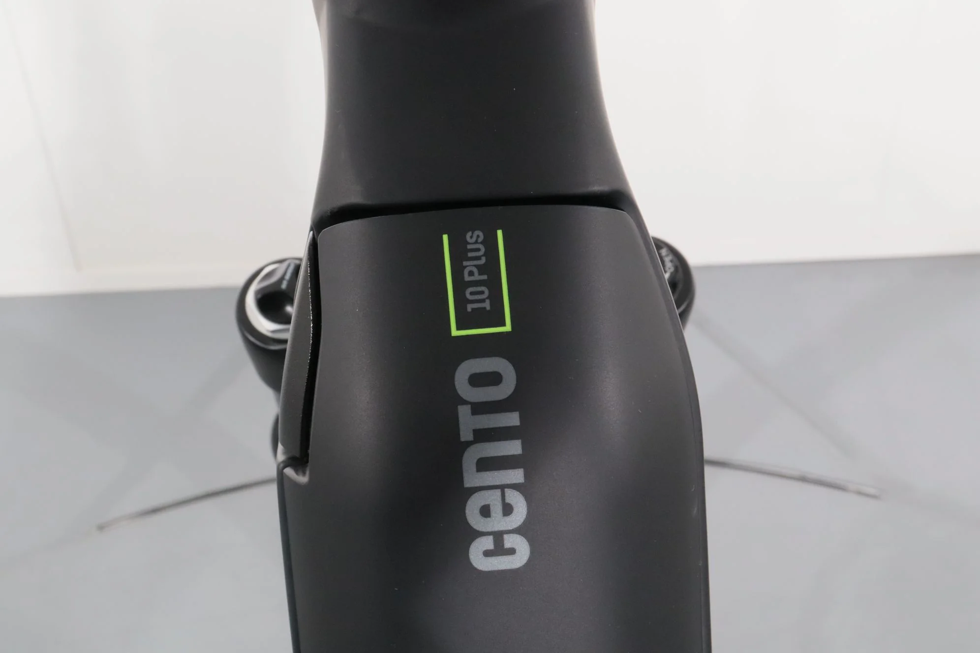 KTM Cento 10 Plus - Image 12