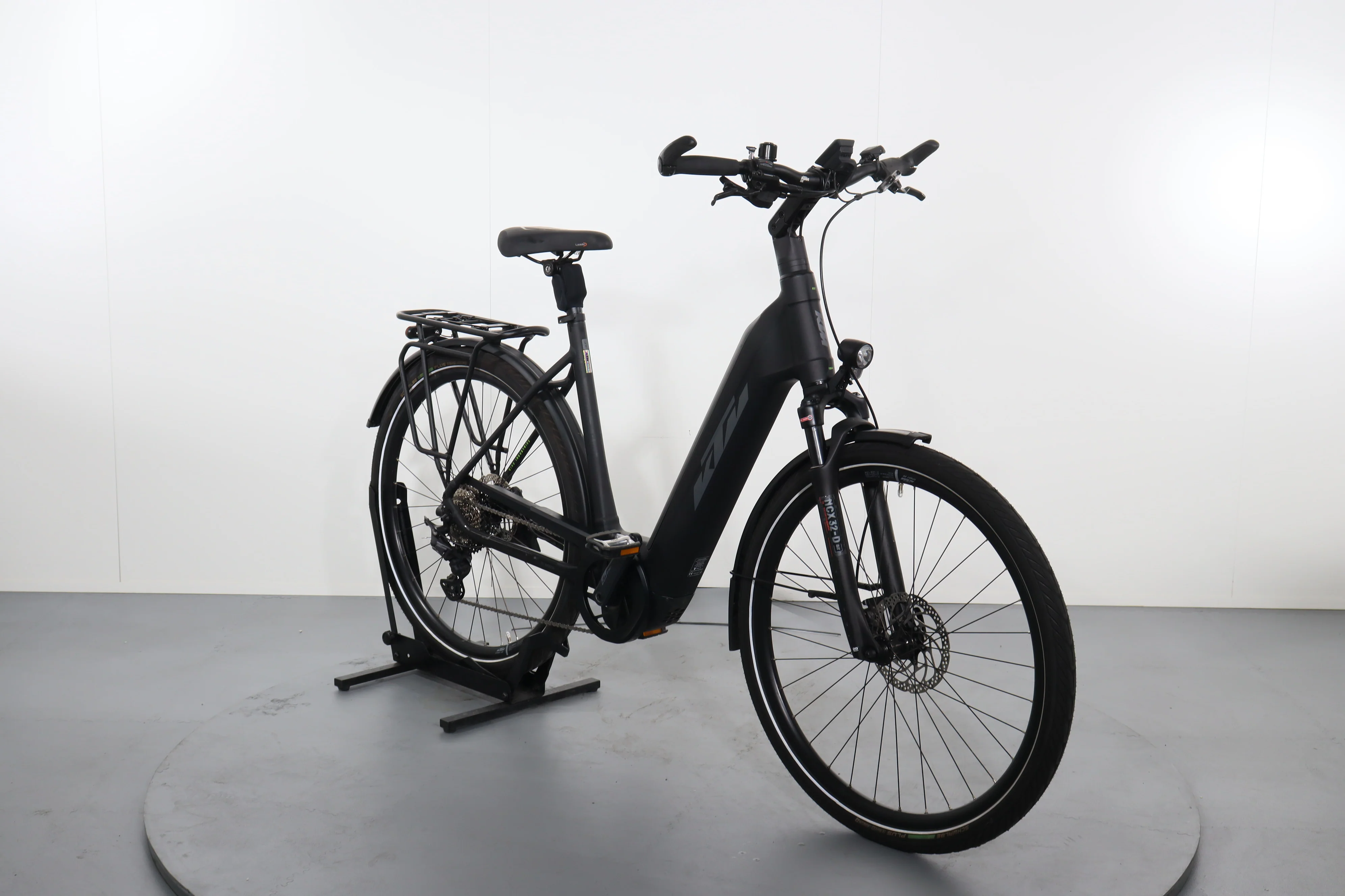 KTM Cento 10 Plus - Image 2