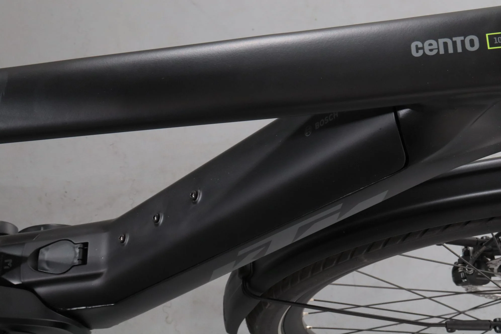 KTM Cento 10 Plus - Image 9