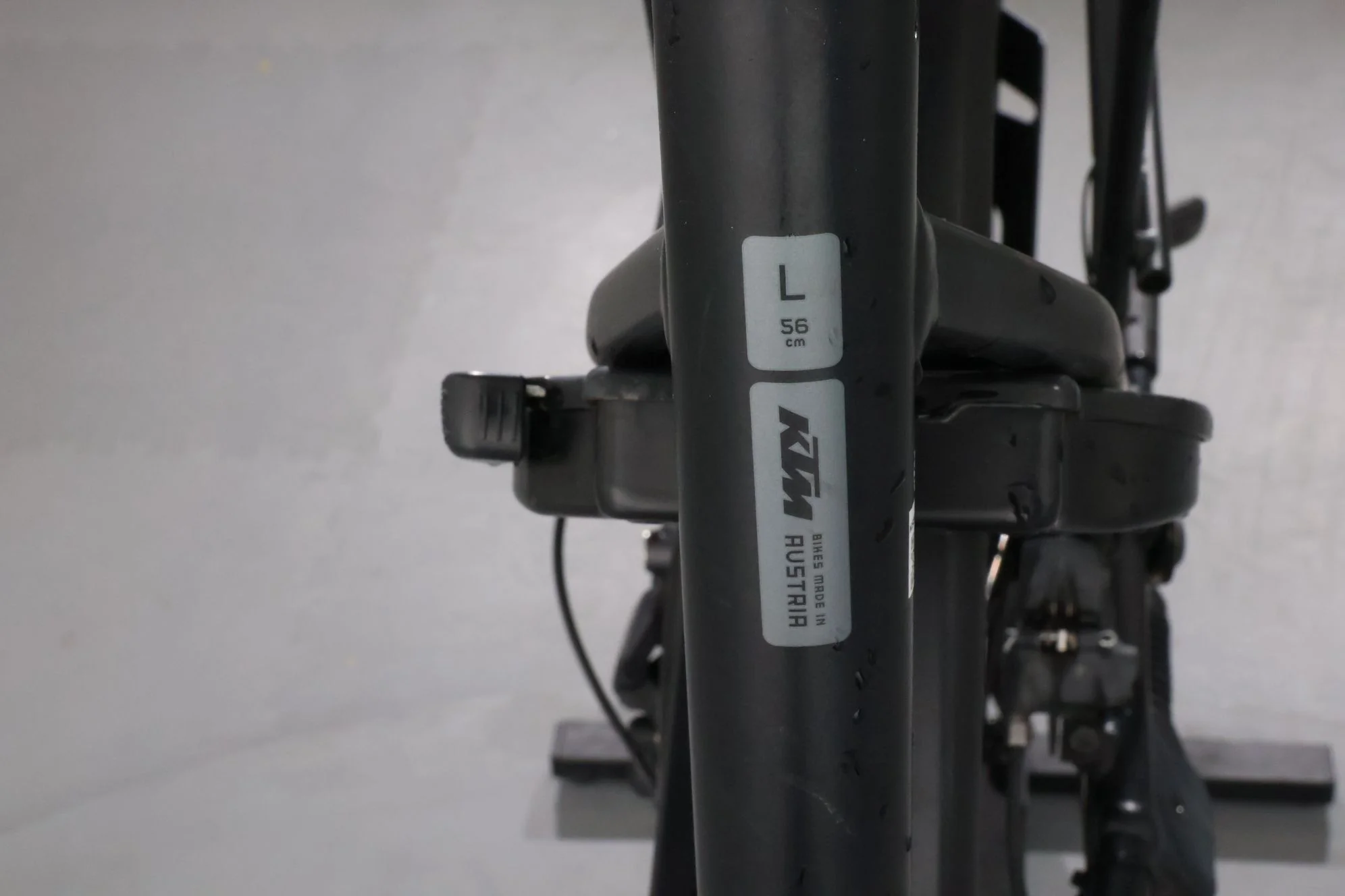 KTM Cento 10 Plus - Image 8