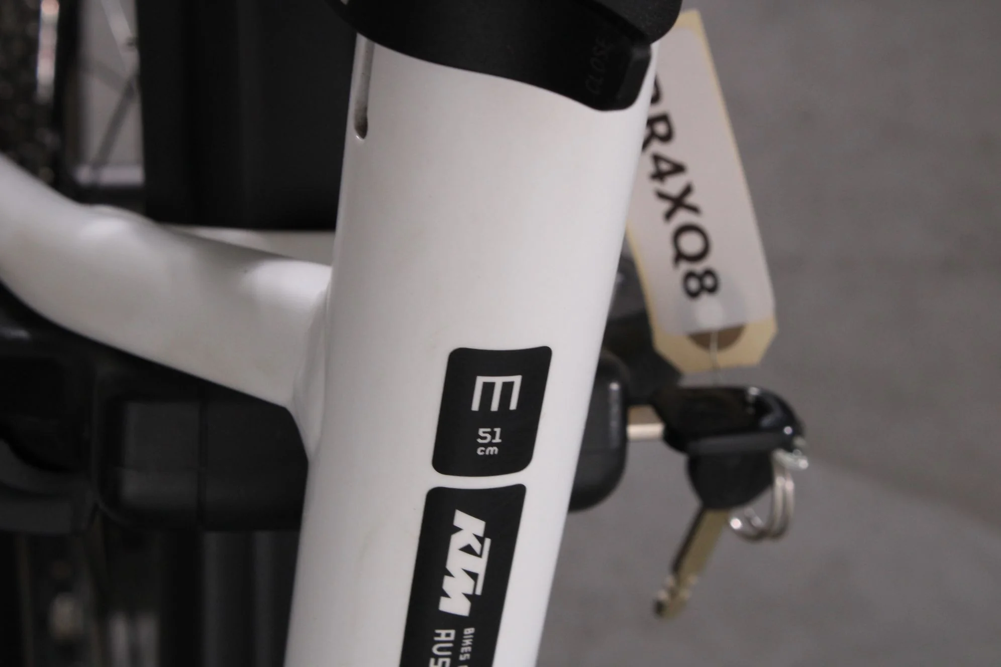 KTM Cento 10 Plus - Image 8