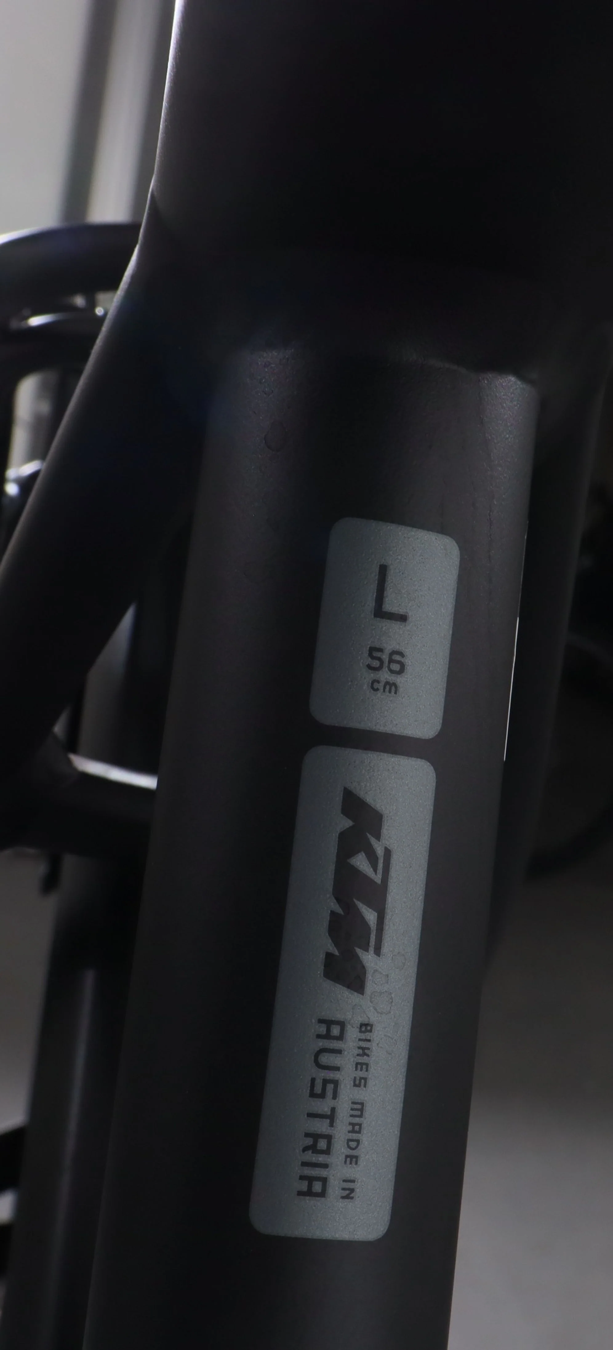 KTM Cento 10 - Image 11