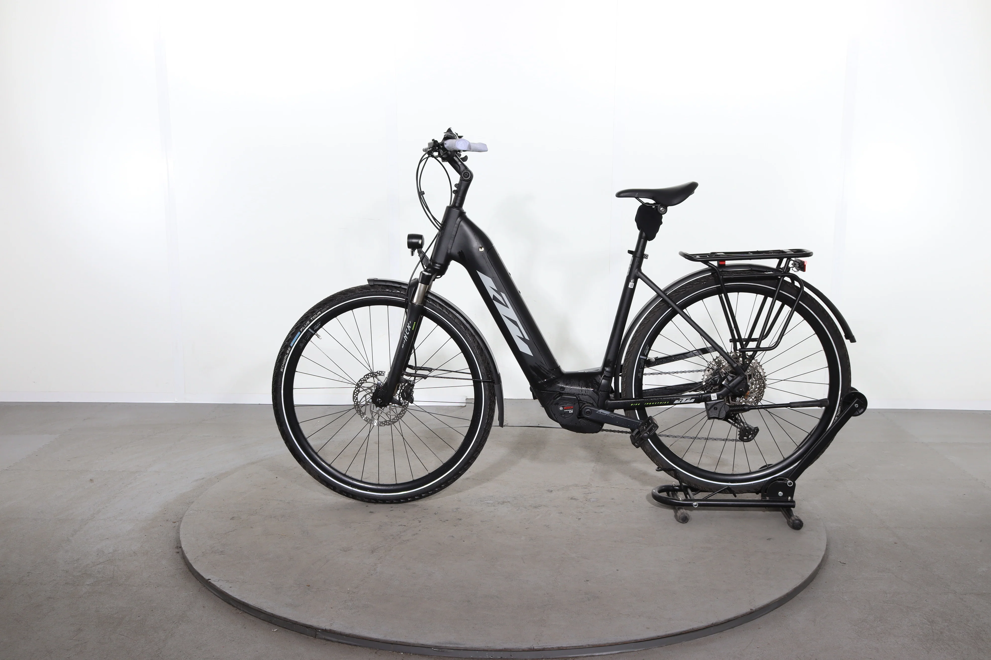KTM Cento 11 Plus - Image 4