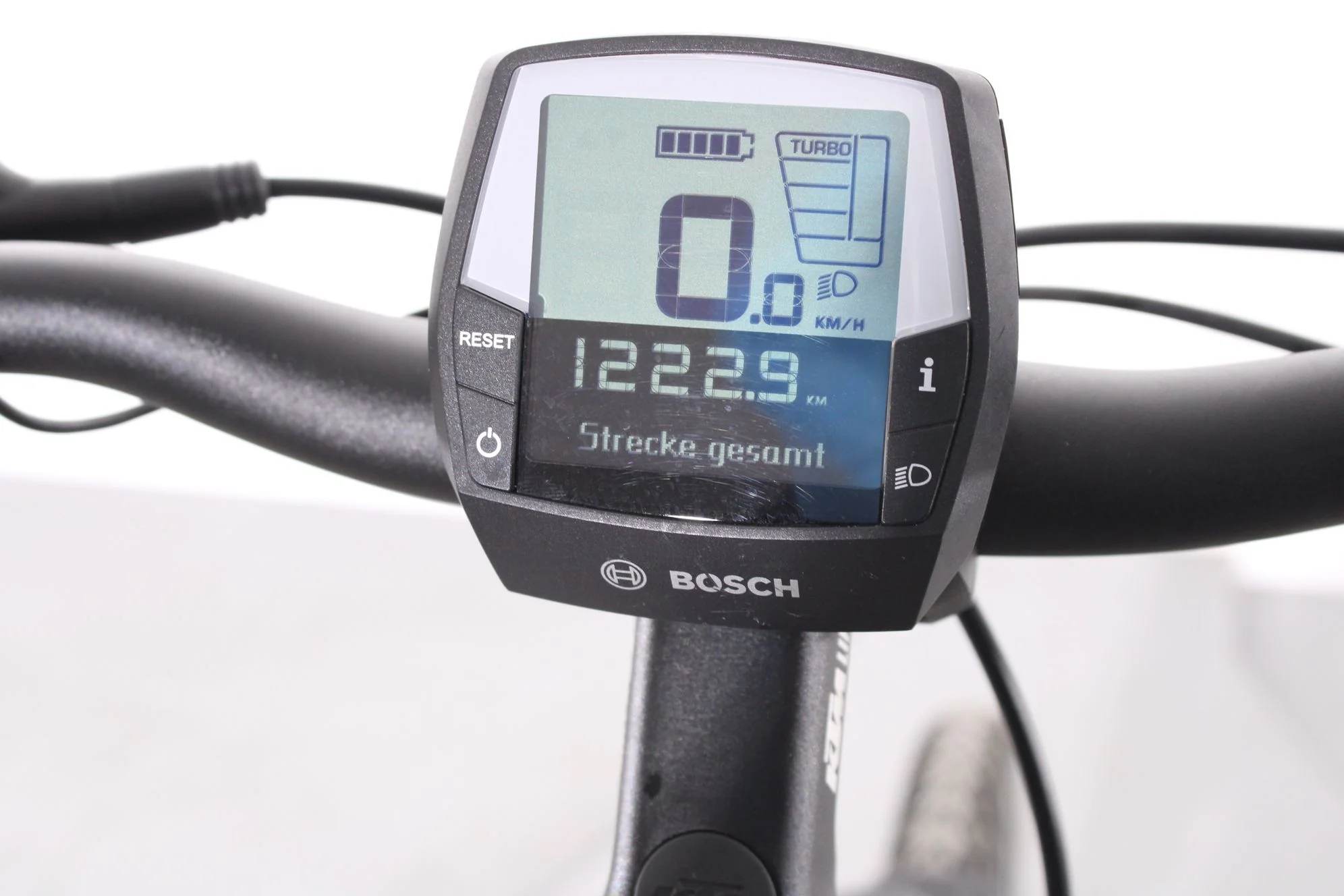 KTM Cento 11 Plus - Image 8