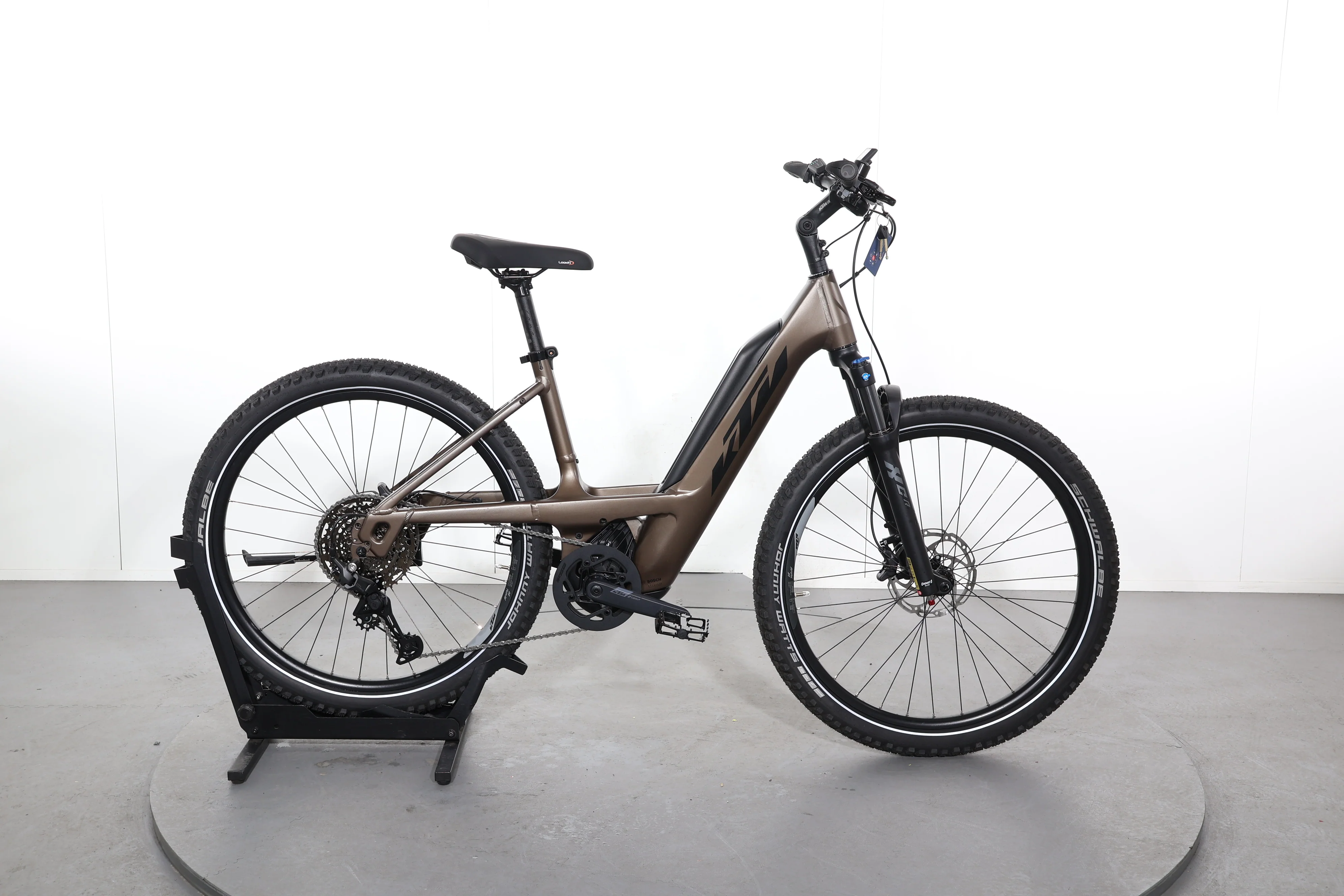 KTM MACINA AERA 671