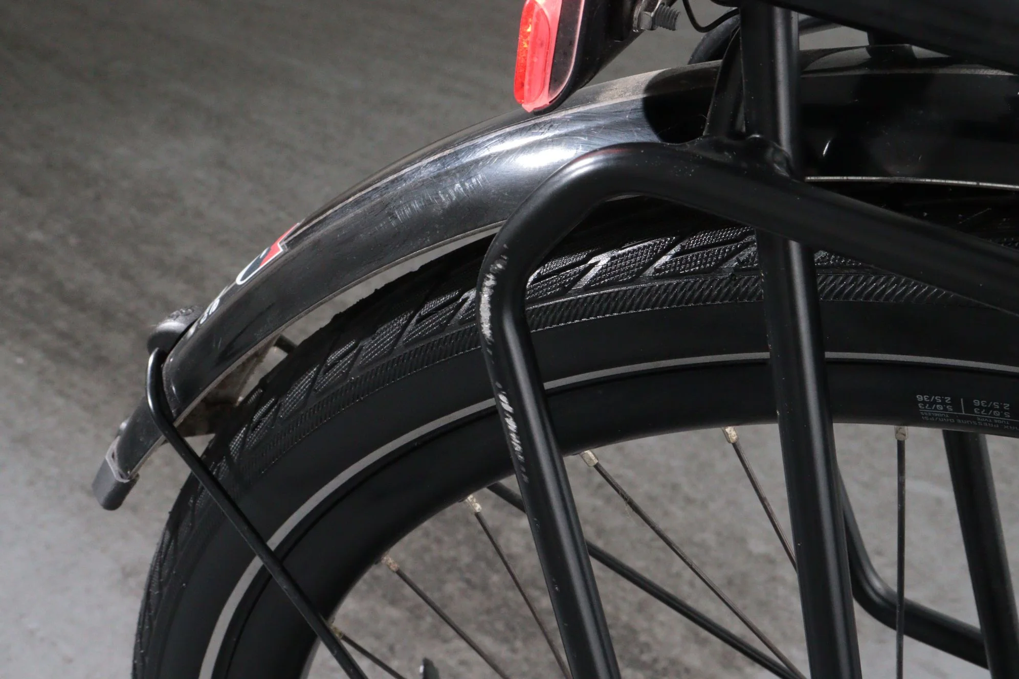 KTM Macina City 710 Belt - Image 8