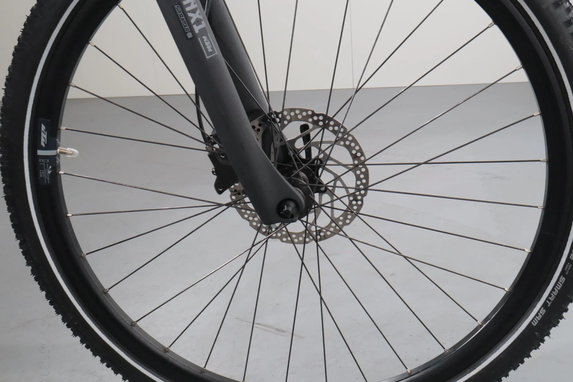 KTM Macina Cross 720 - Image 11