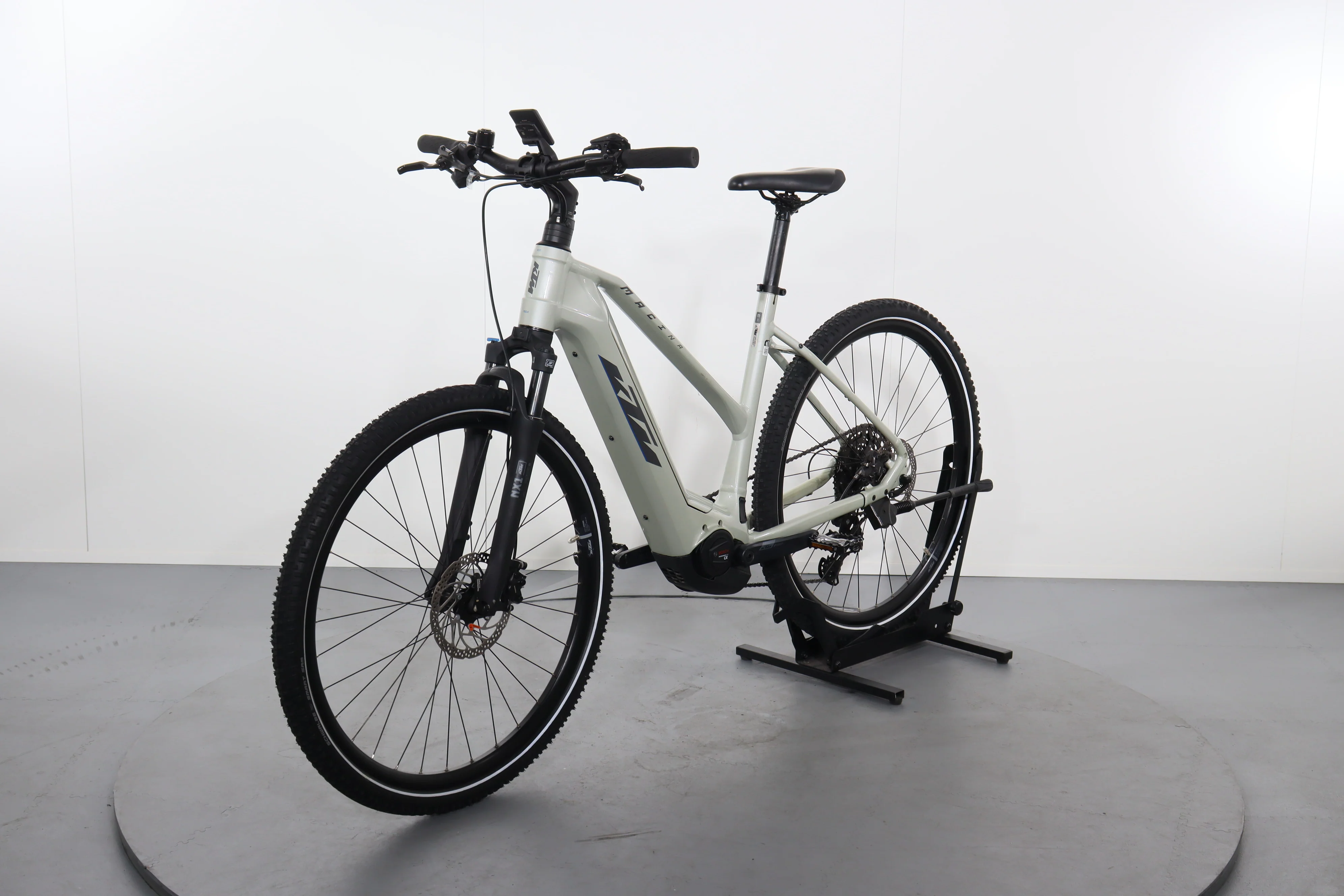 KTM Macina Cross 720 - Image 3