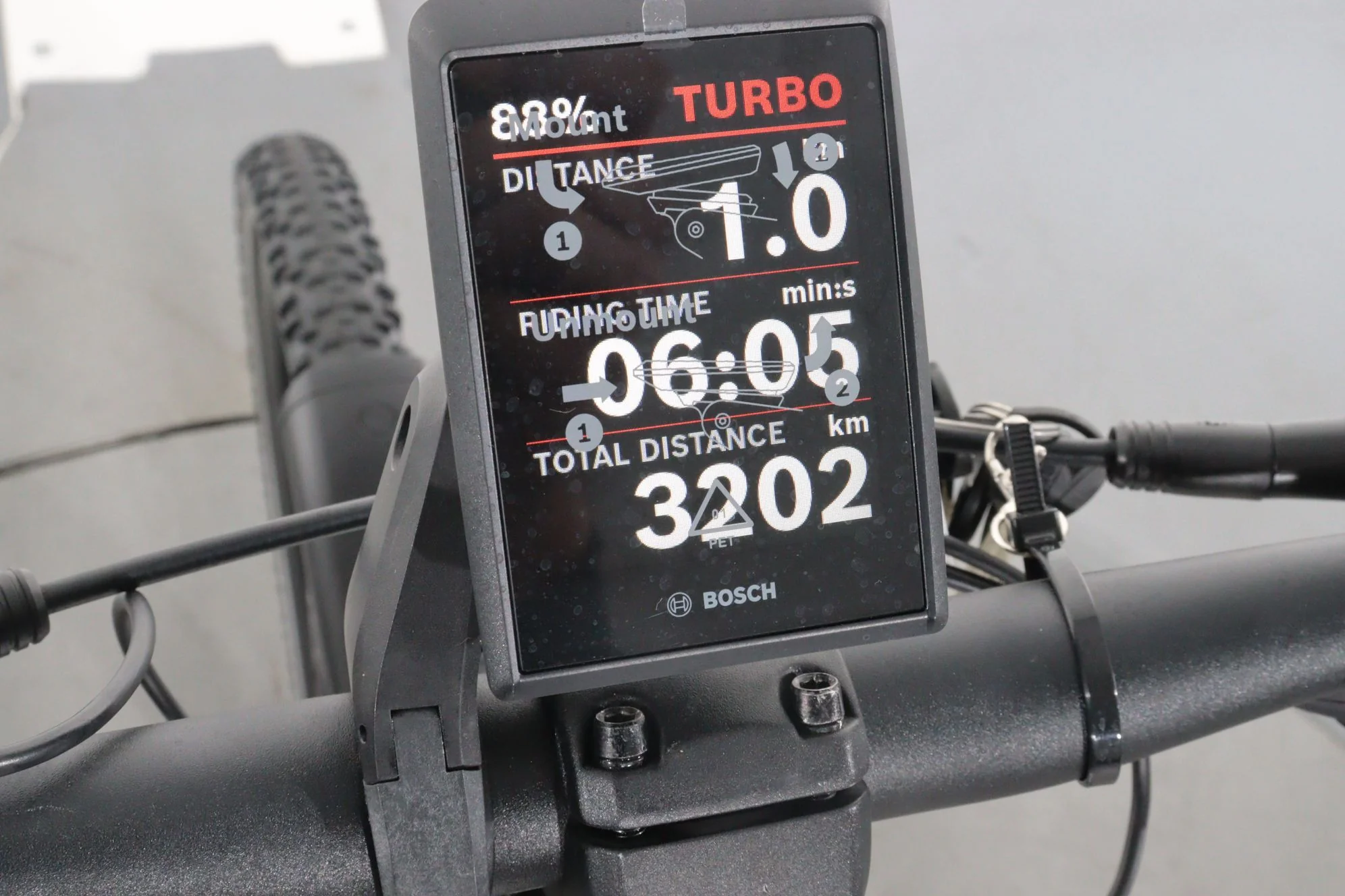 KTM Macina Cross 720 - Image 11